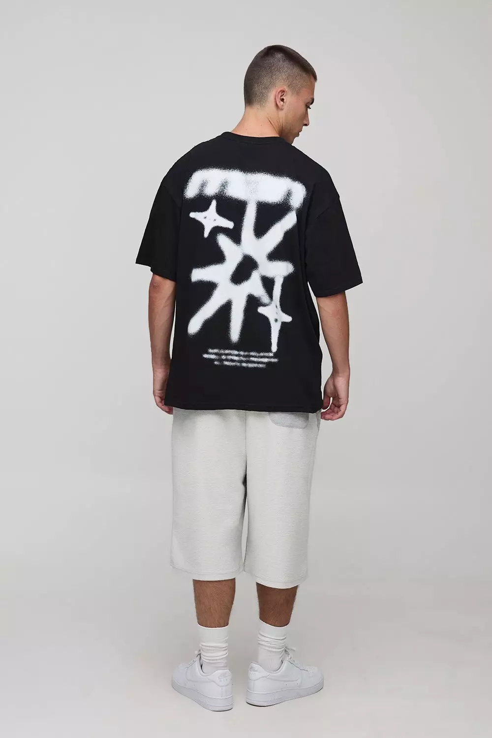 Black Oversized Blurred Star Graphic T-Shirt | boohooMAN USA