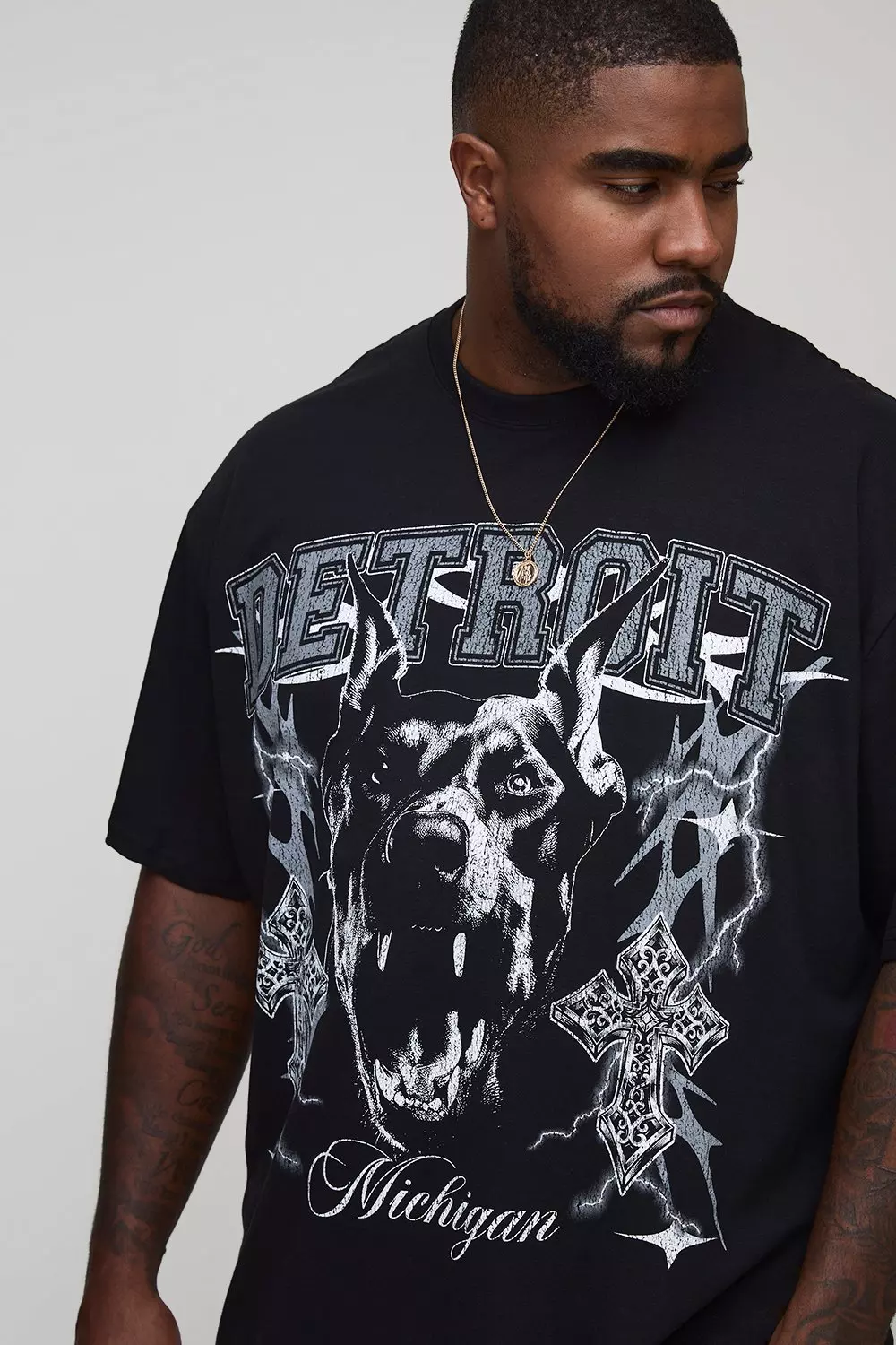 Plus Oversized Detroit Doberman Print T-Shirt | boohooMAN USA
