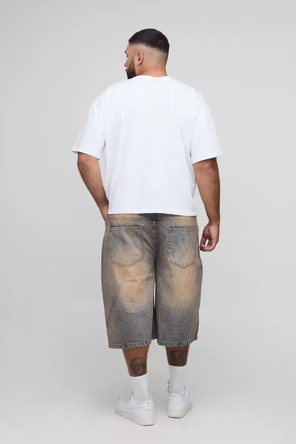 Plus Oversized Boxy Heavyweight Eye Printed T-Shirt | boohooMAN USA