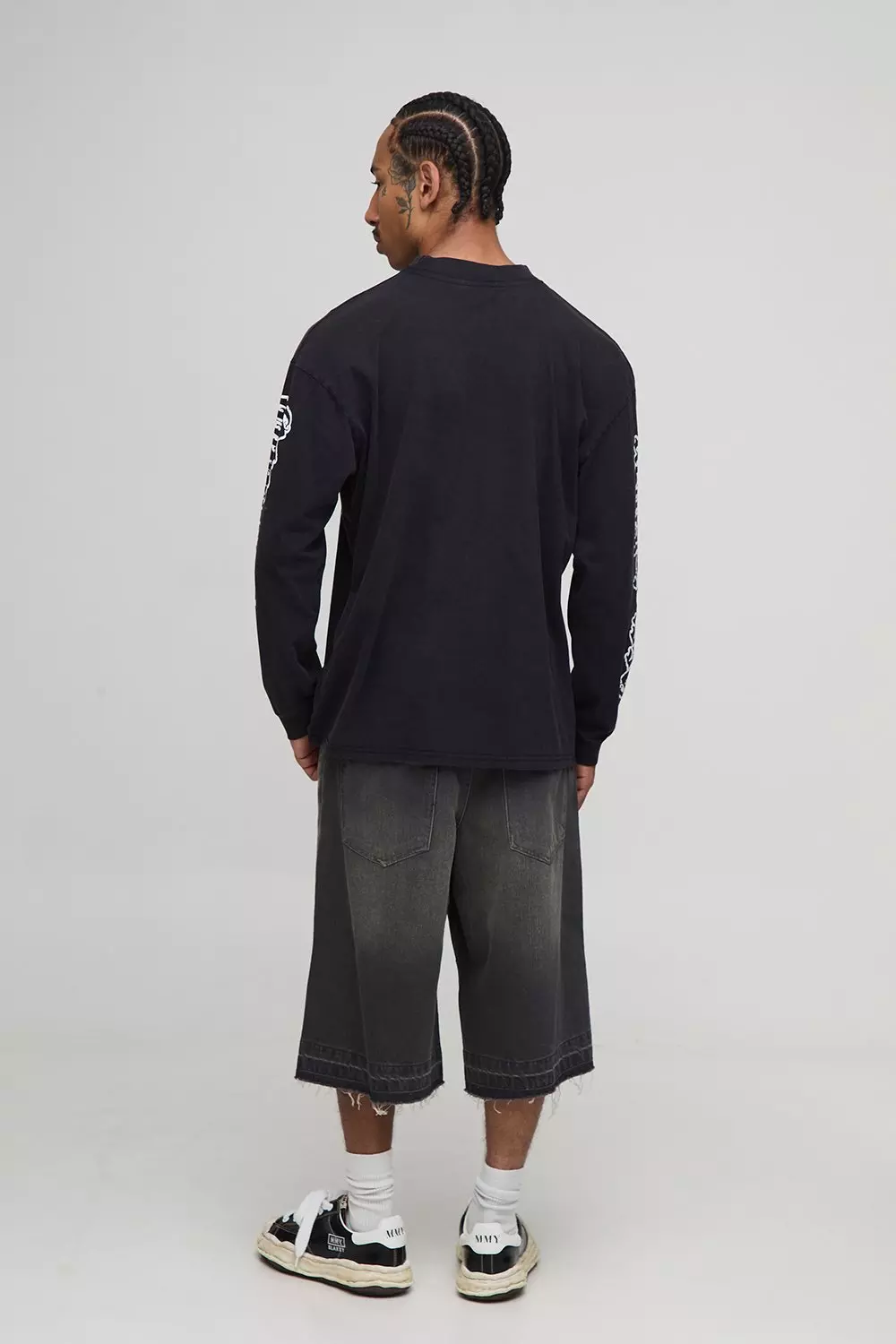 Black Oversized Extended Neck Washed Gothic BM Crest Long Sleeve T-Shirt | boohooMAN USA