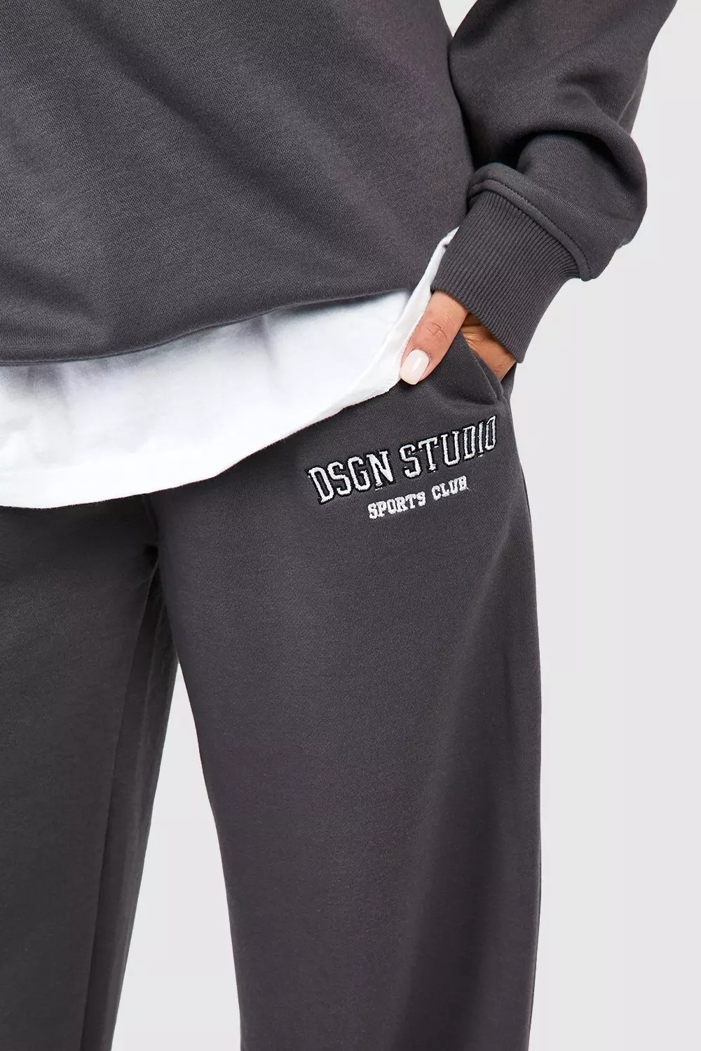 Charcoal DSGN Studio Applique Straight Leg Jogger alternative image
