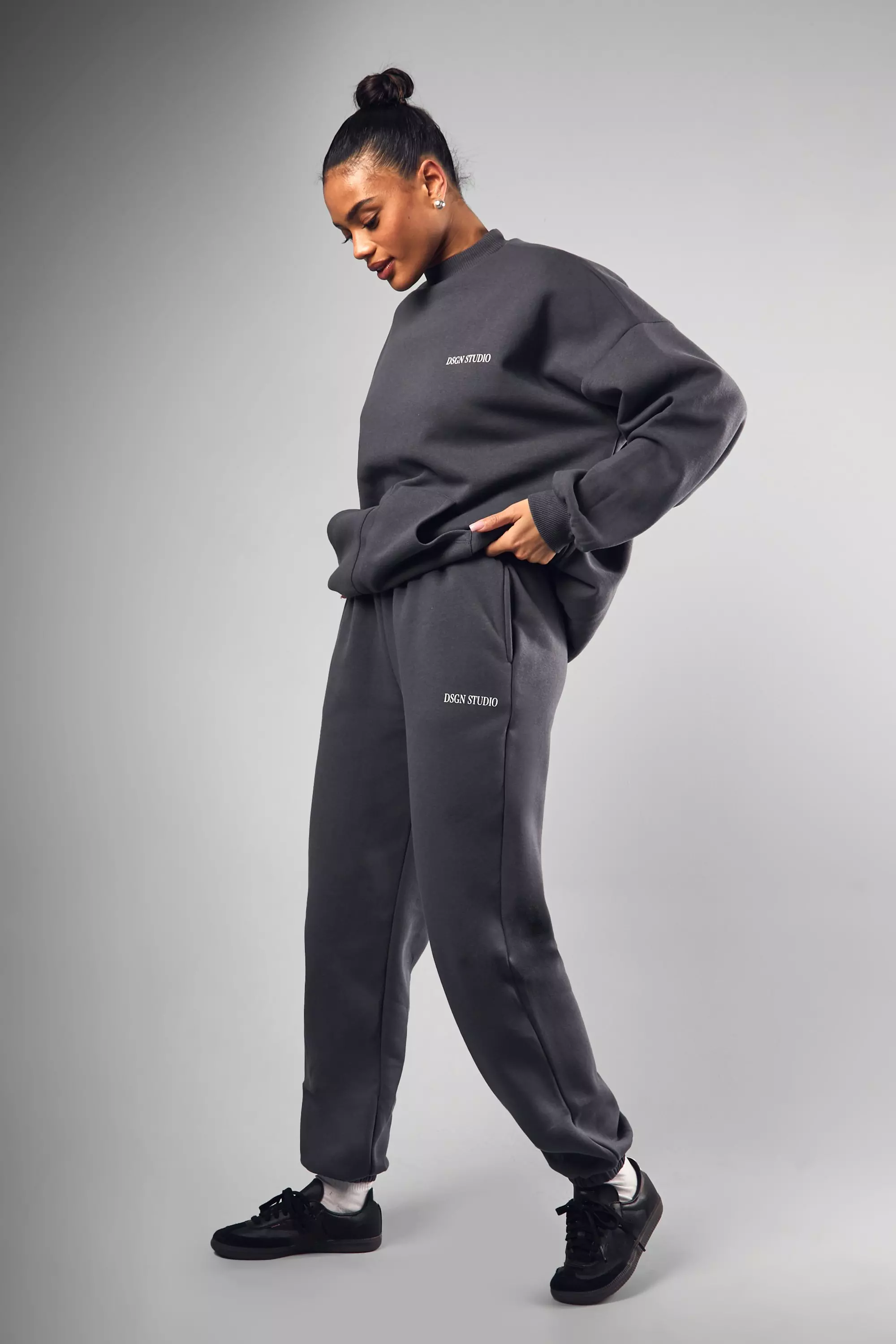 Charcoal DSGN Studio Double Pocket Oversized Tracksuit alternative image