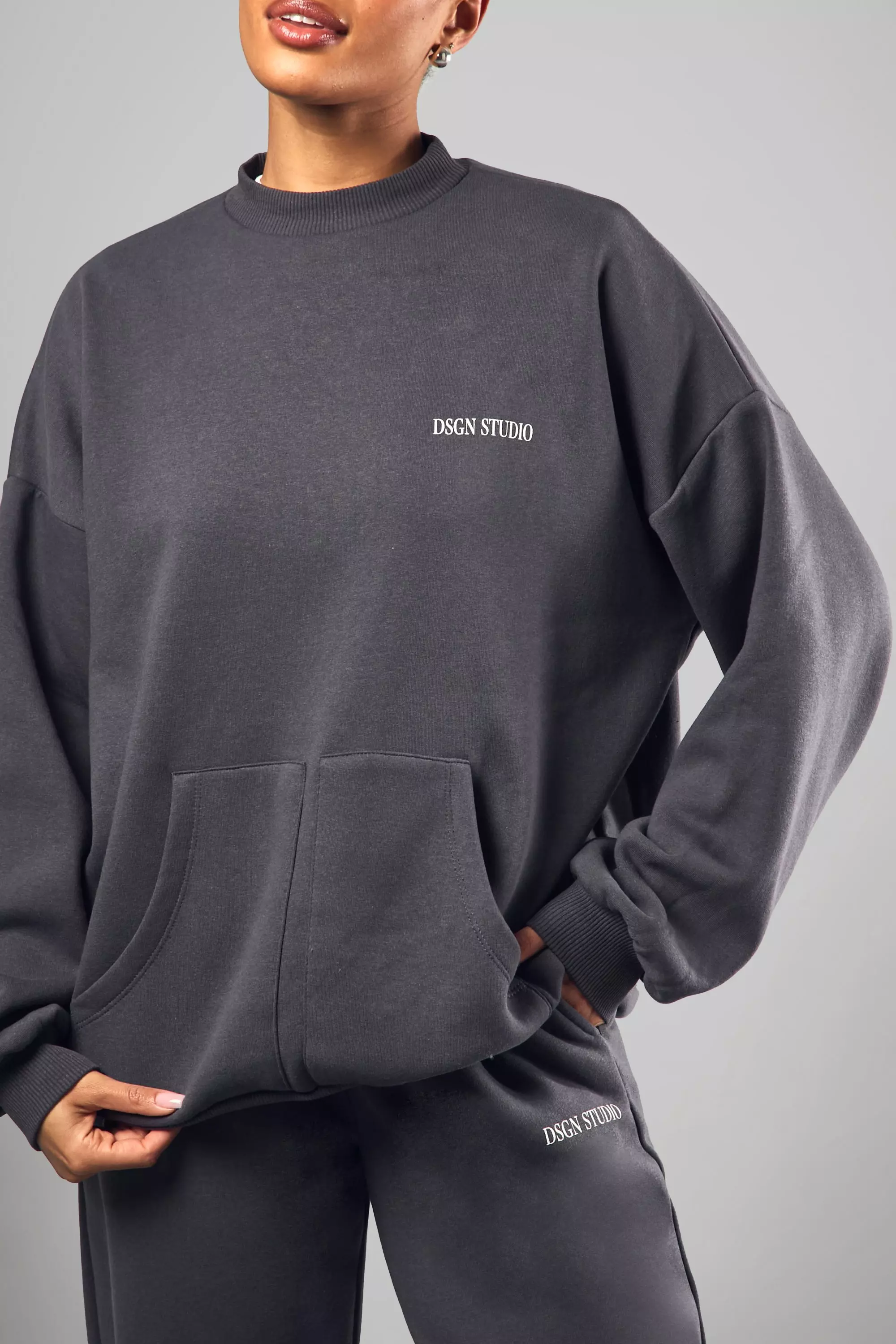 Charcoal DSGN Studio Double Pocket Oversized Tracksuit alternative image