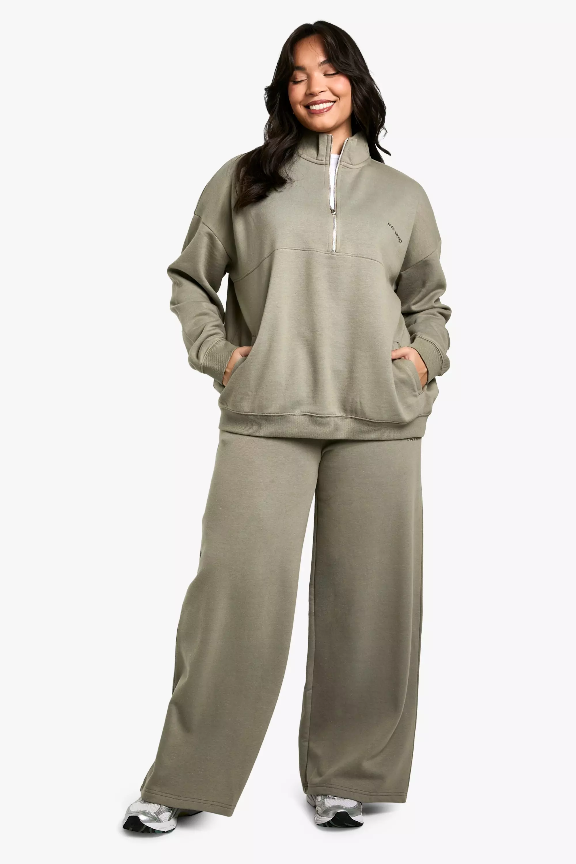 Khaki Plus DSGN Studio Embroidered Straight Leg Jogger alternative image