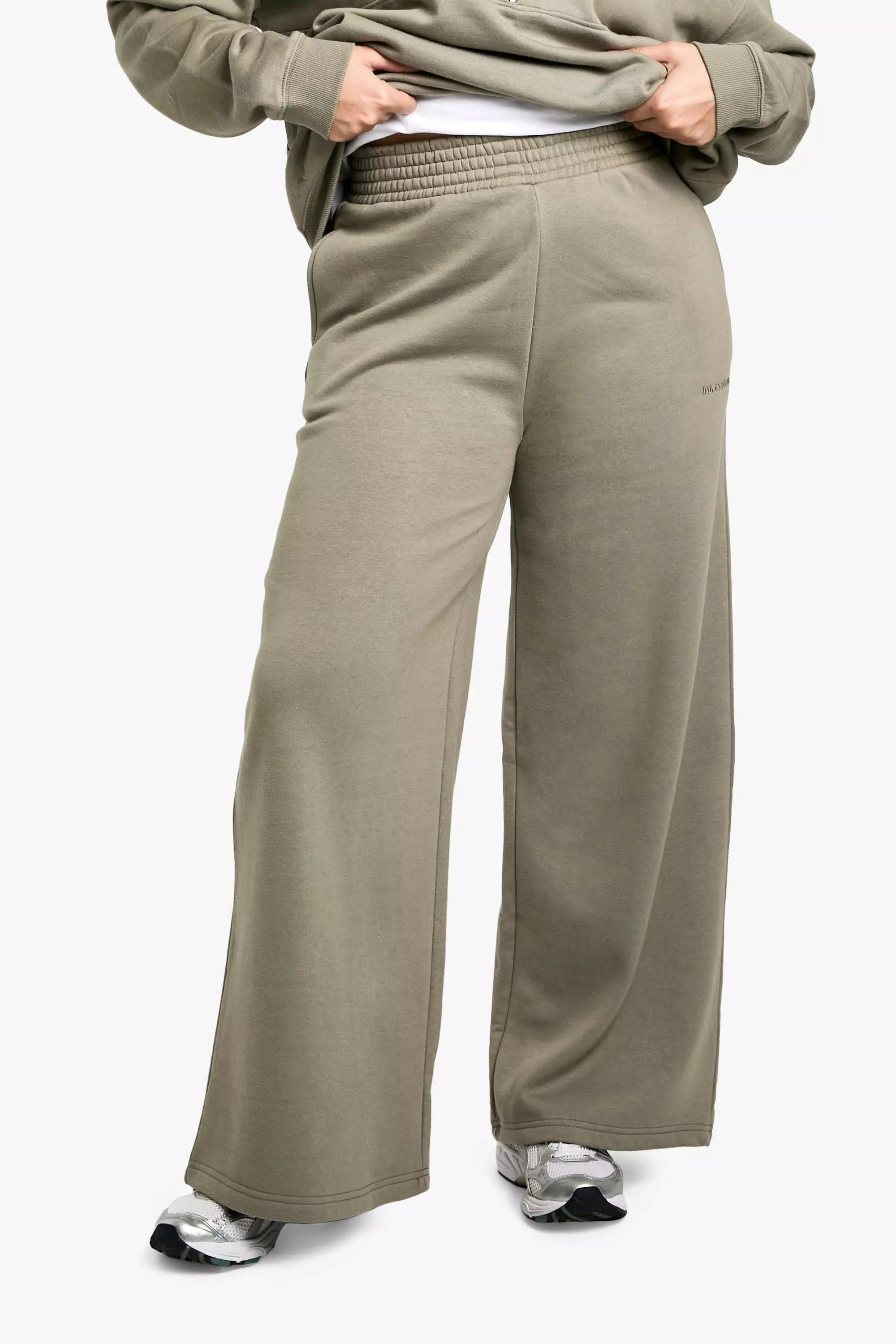 Khaki Plus DSGN Studio Embroidered Straight Leg Jogger alternative image