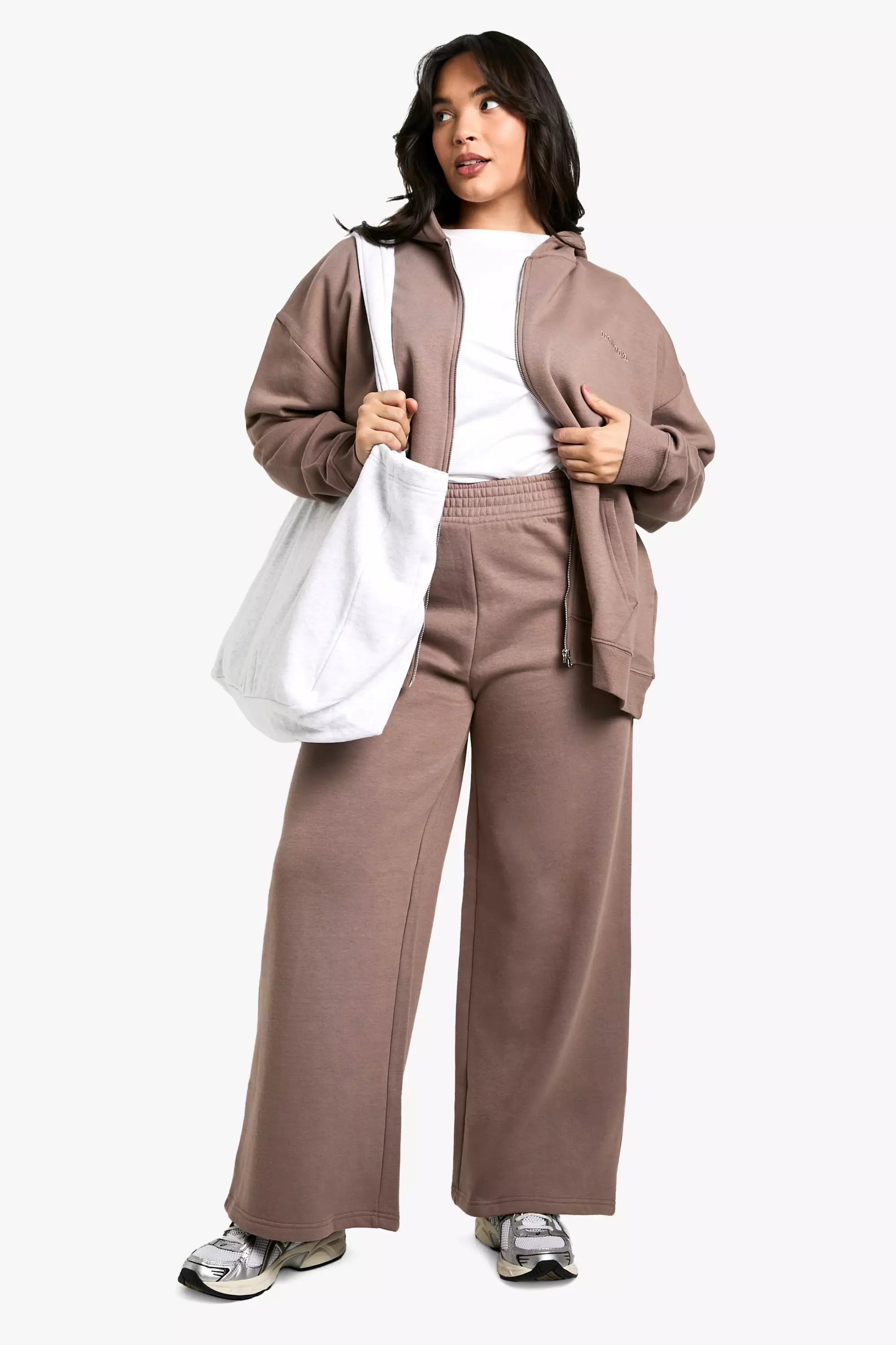 Mocha Plus DSGN Studio Embroidered Straight Leg Jogger alternative image