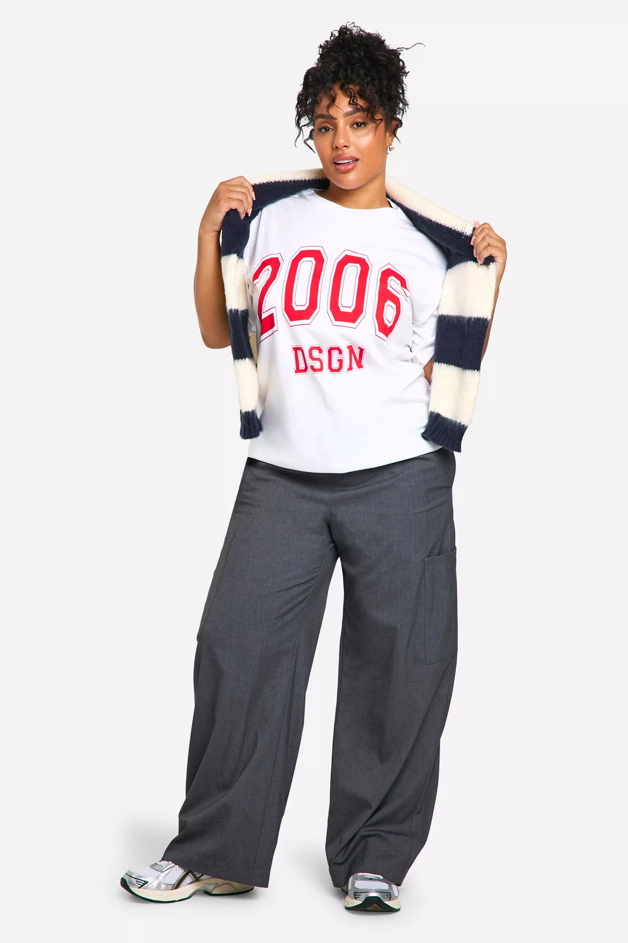 White Plus 2006 DSGN Oversized Graphic T-Shirt alternative image