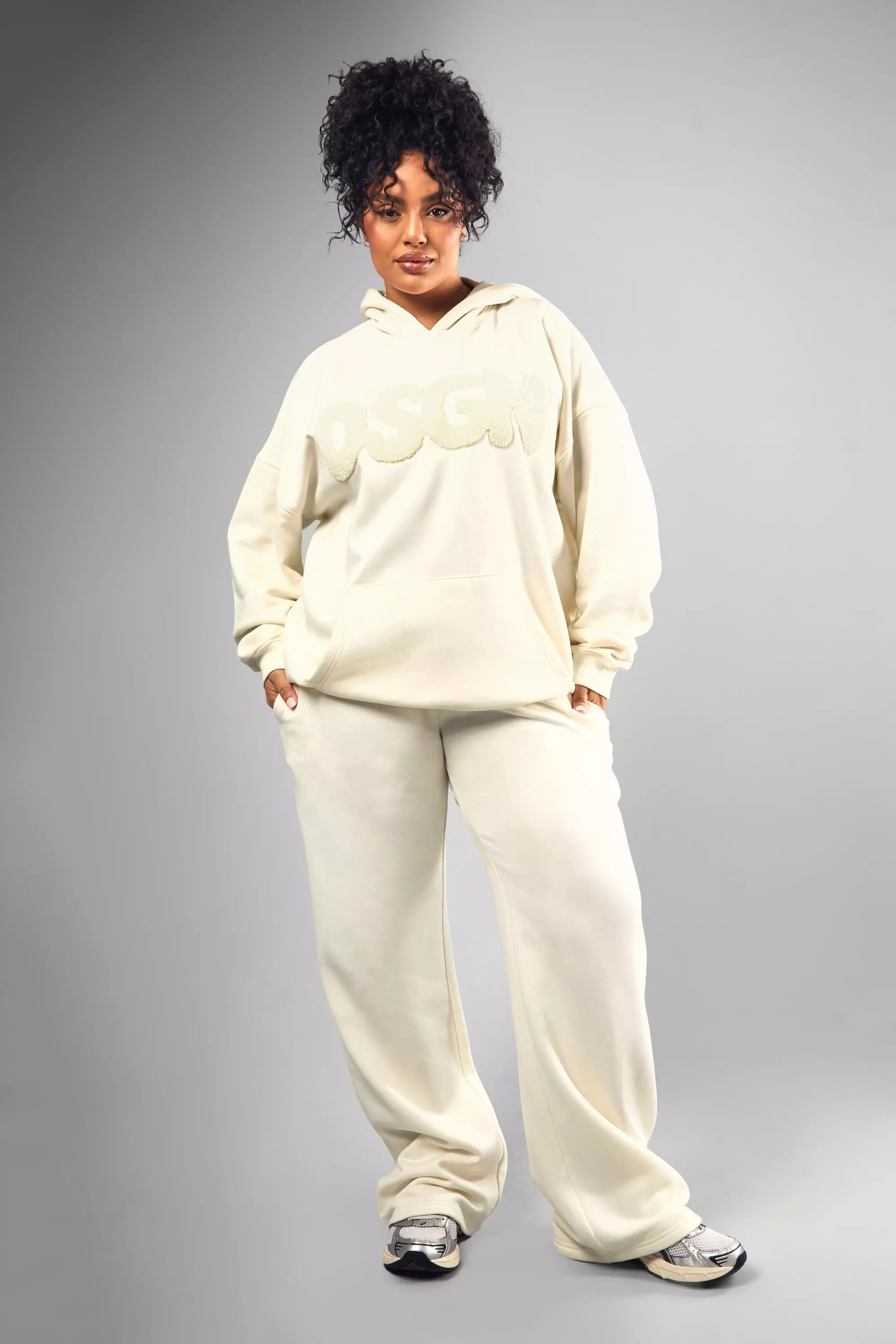 Cream Plus DSGN Toweling Applique Straight Leg Jogger alternative image