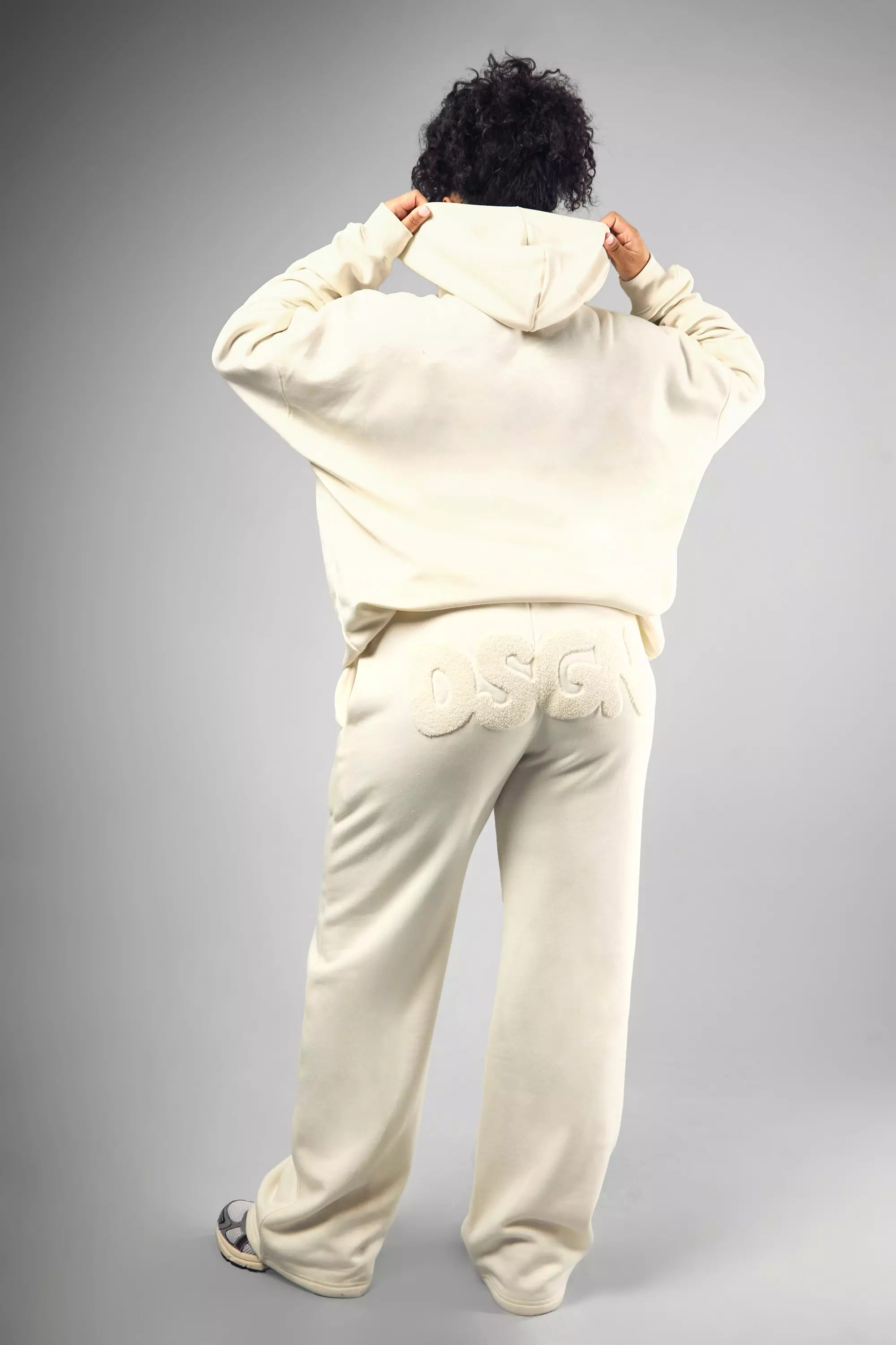 Cream Plus DSGN Toweling Applique Straight Leg Jogger alternative image