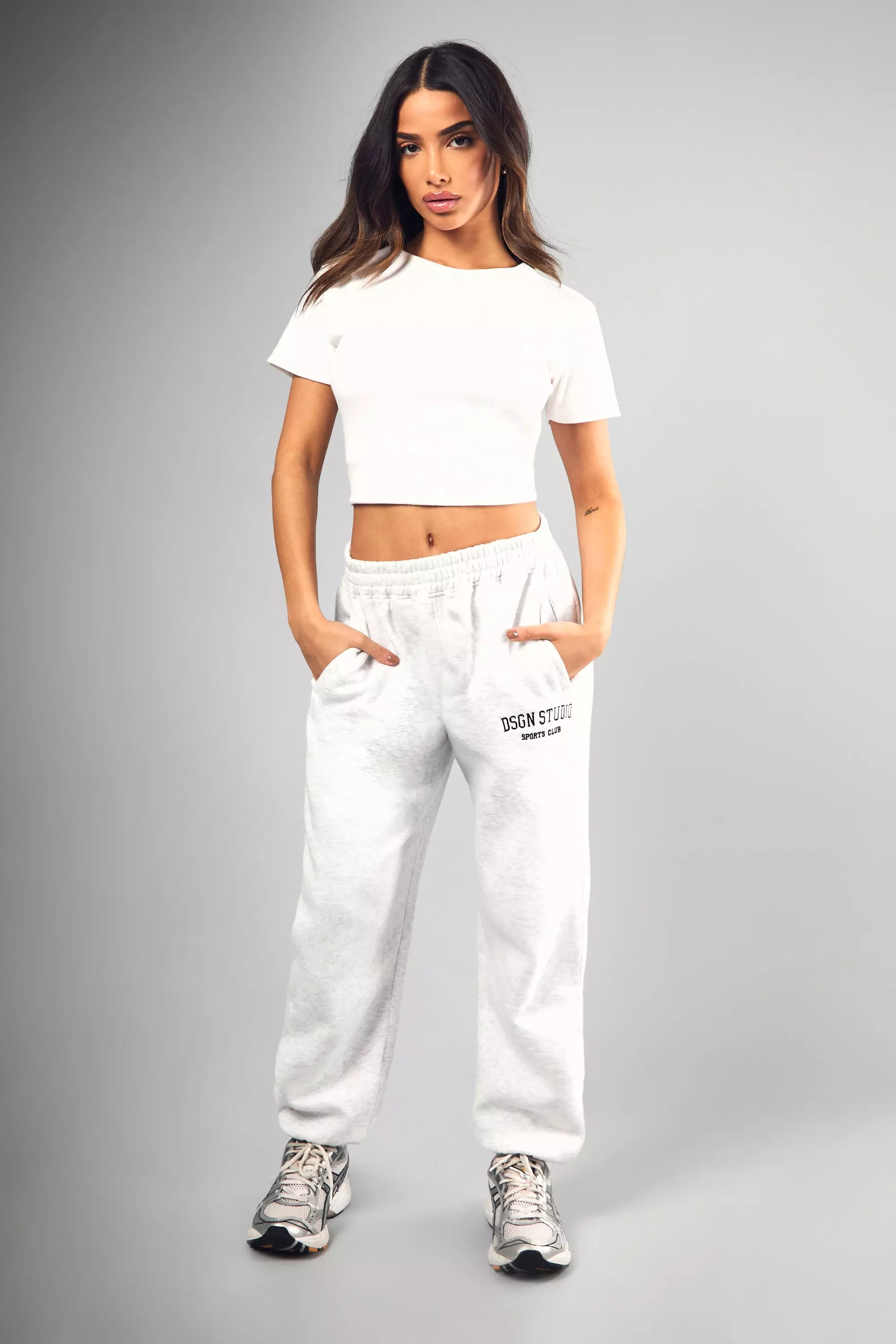 Ash grey Petite DSGN Studio Applique Oversized Jogger alternative image