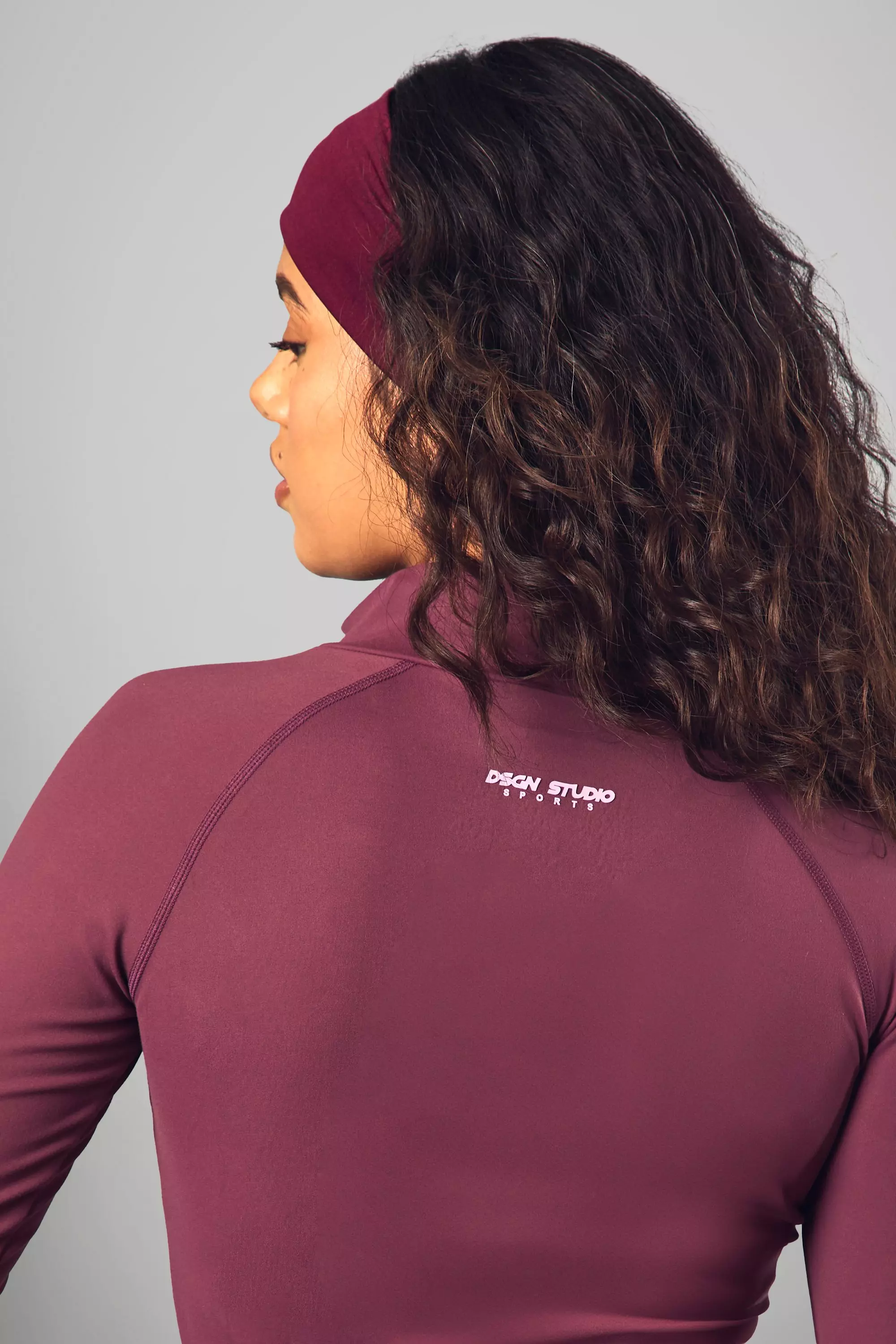 Plum DSGN Studio Sports Super Soft Zip Through Jacket alternative image