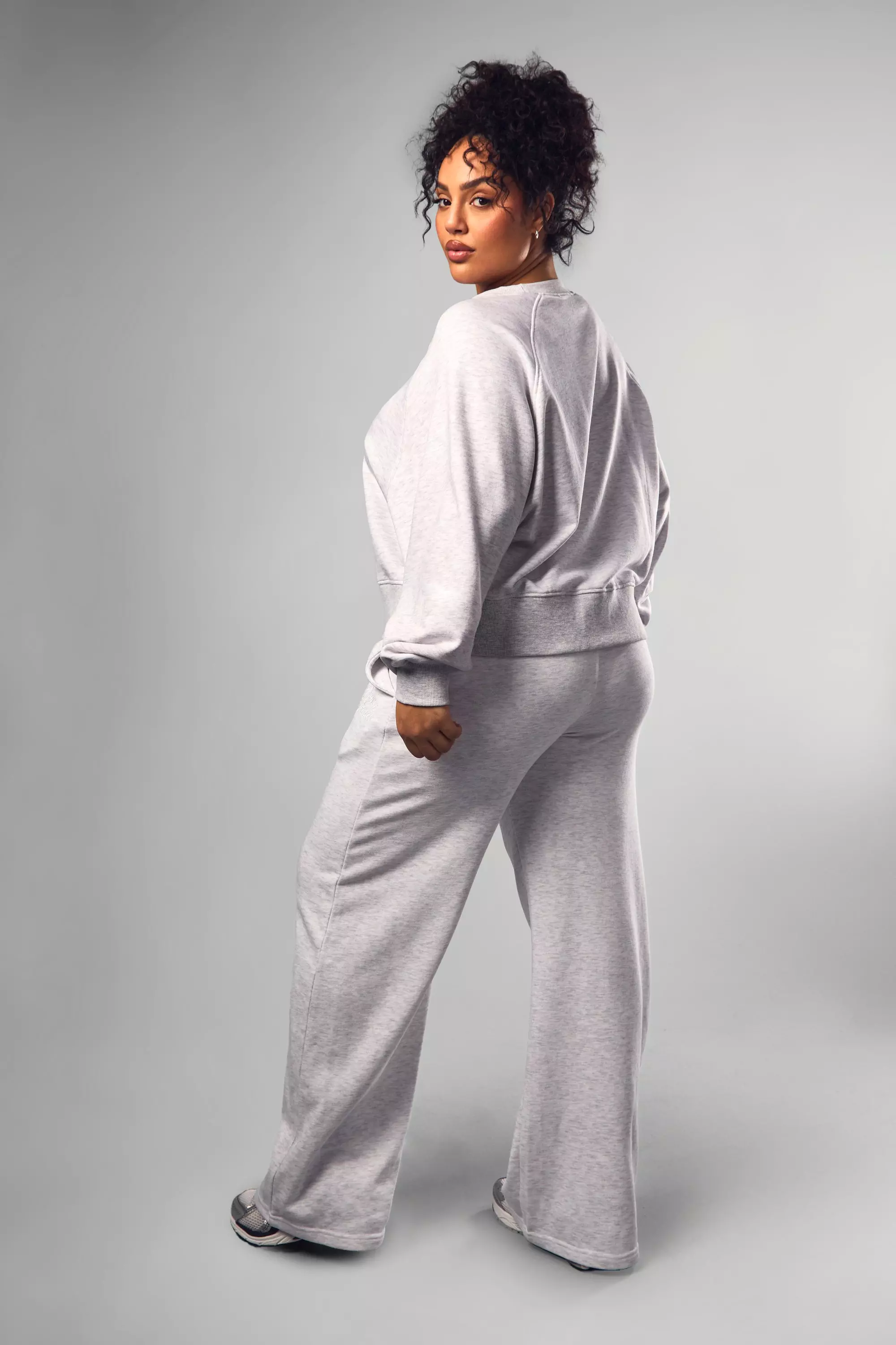 Ash grey Plus DSGN Studio Script Wide Leg Jogger alternative image