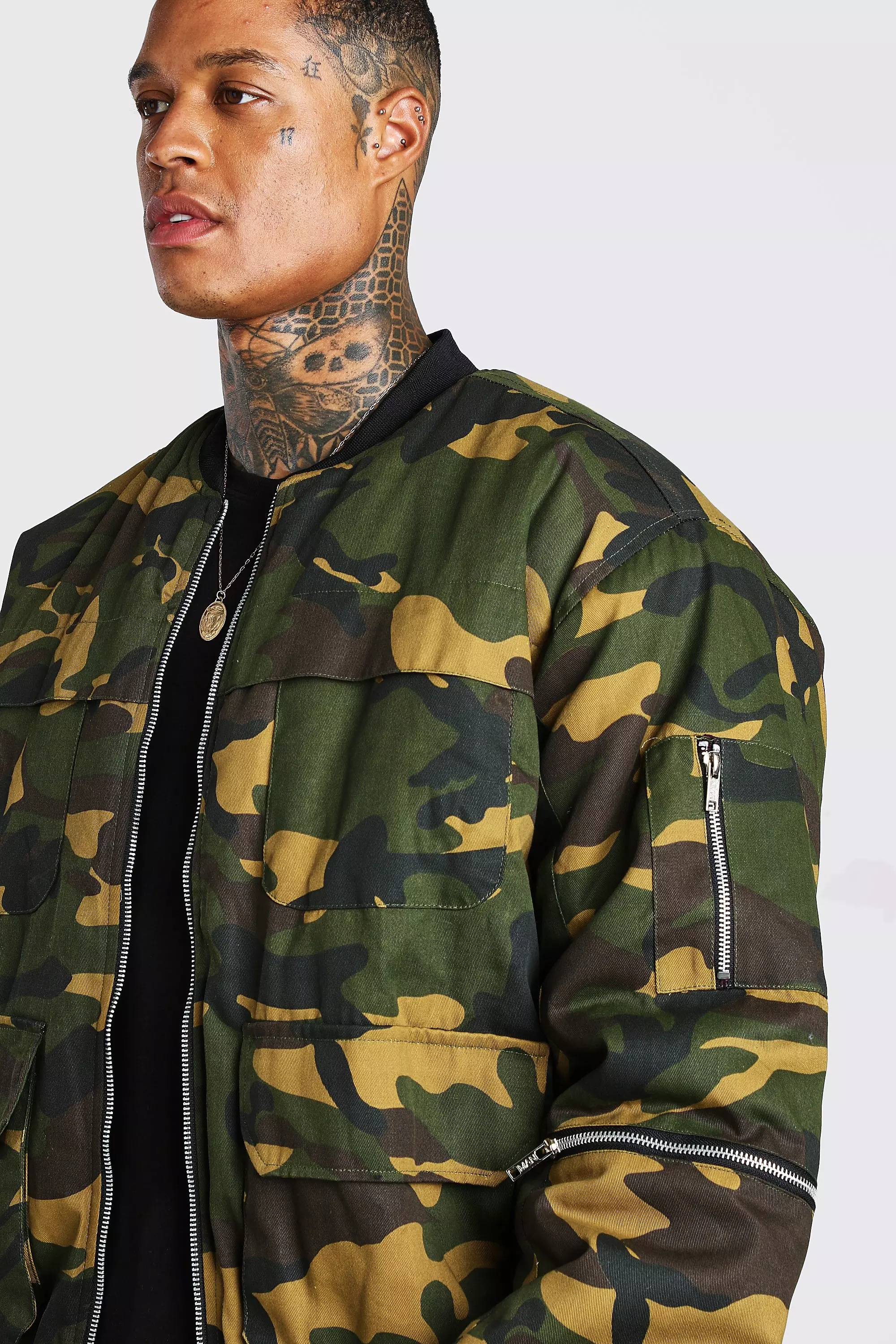 Oversized Camo Utility Bomber Jacket boohooMAN