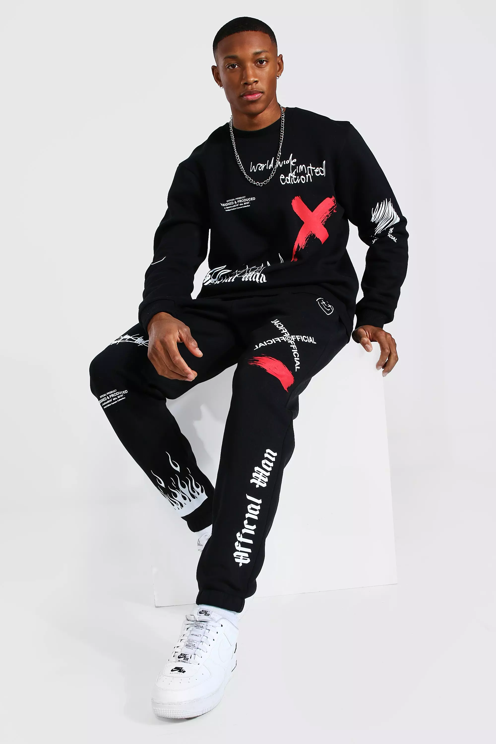 Zwart Oversized Man Graffiti Trainingspak Met Sweater alternatieve afbeelding