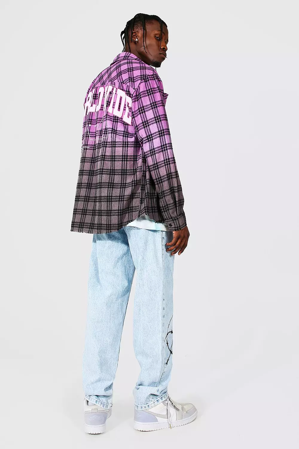 Relaxed Fit Barbed Wire Print Jeans | boohooMAN USA