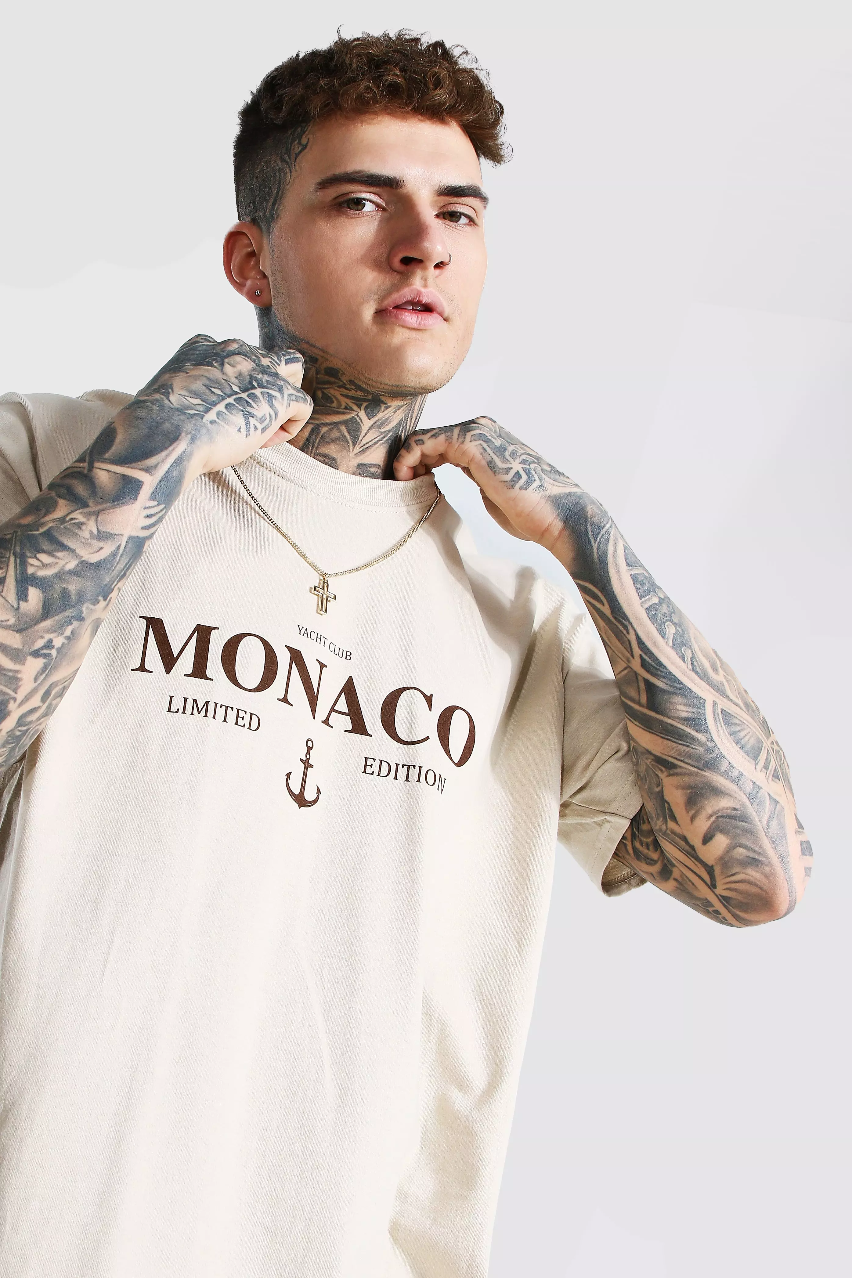 ★boohoo★デラックス MONACO プリント Tシャツ(送料込) Oversized Monaco Limited Edition T-shirt | boohooMAN USA
