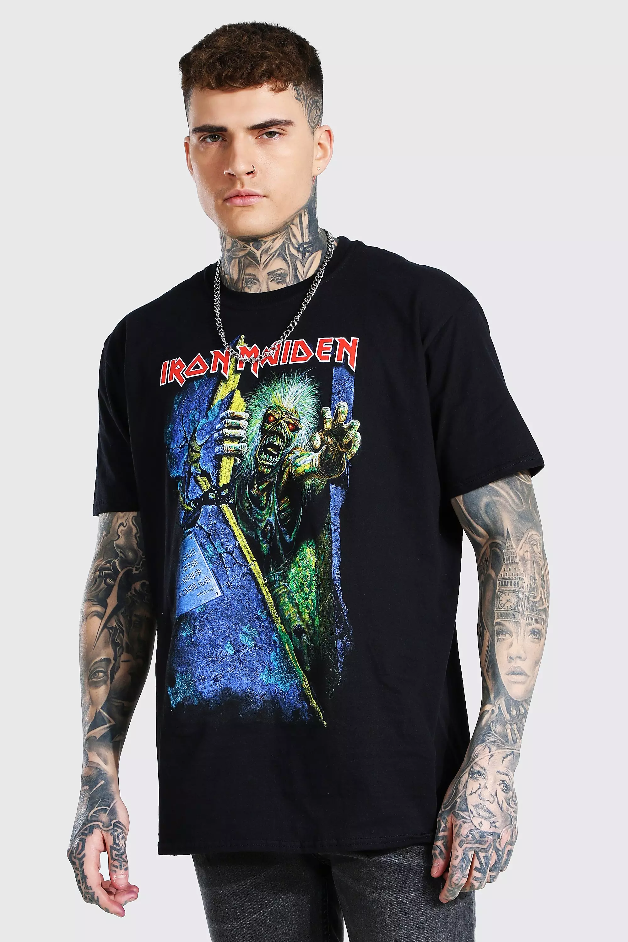 Black Oversized Iron Maiden License T-shirt alternative image