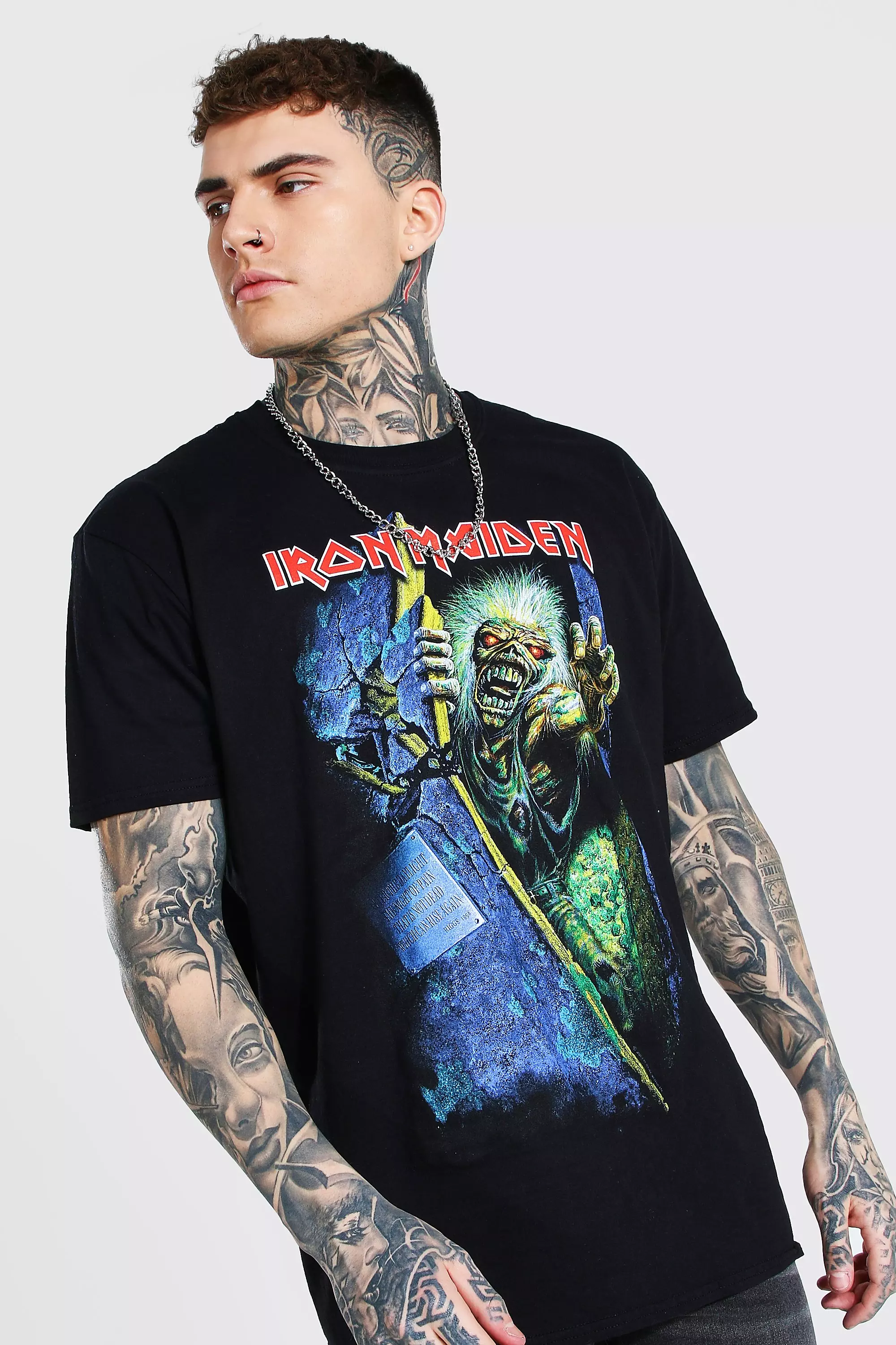 Black Oversized Iron Maiden License T-shirt alternative image