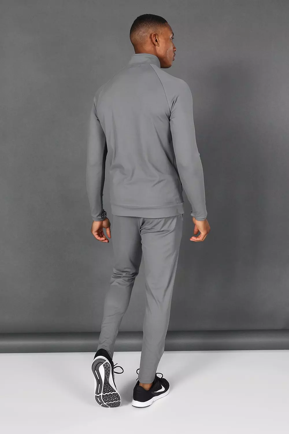 Mens grey muscle fit tracksuit hotsell