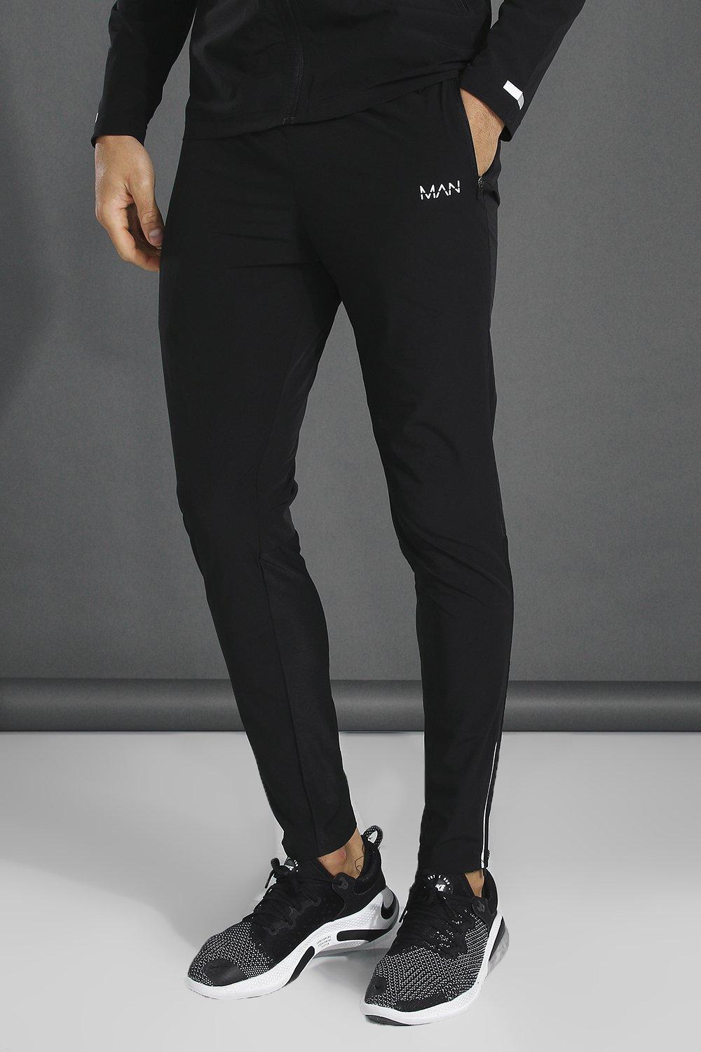 Men s Tapered Sweatpants boohooMAN USA