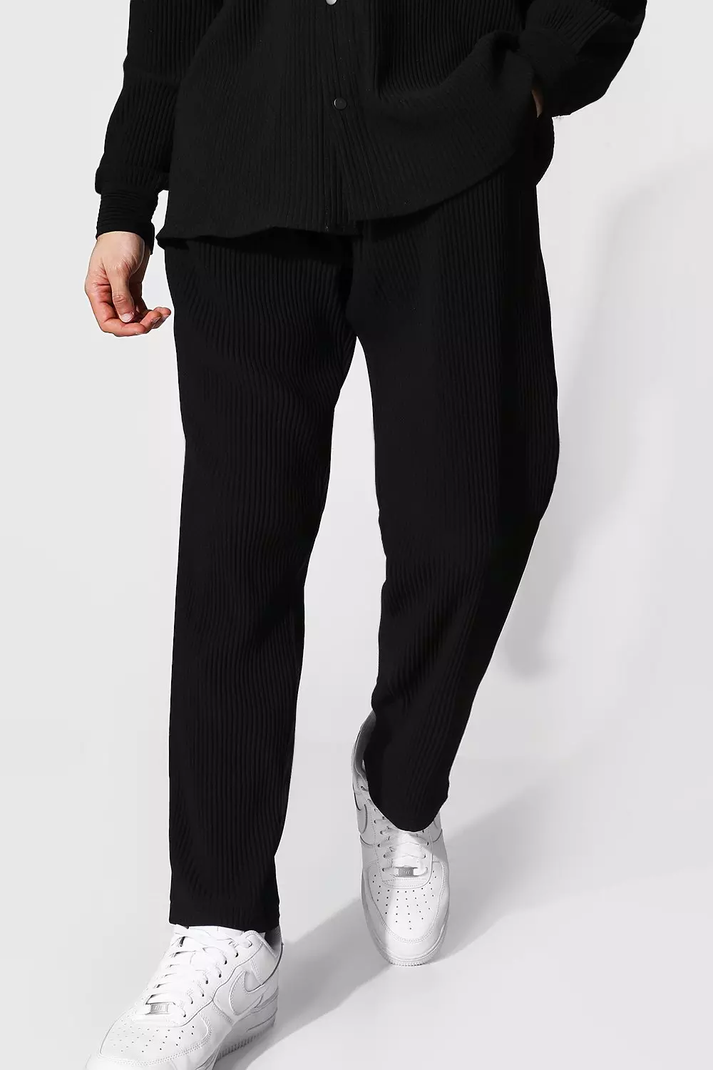 Pleated Slim Tapered Cropped Jogger Trouser boohooMAN