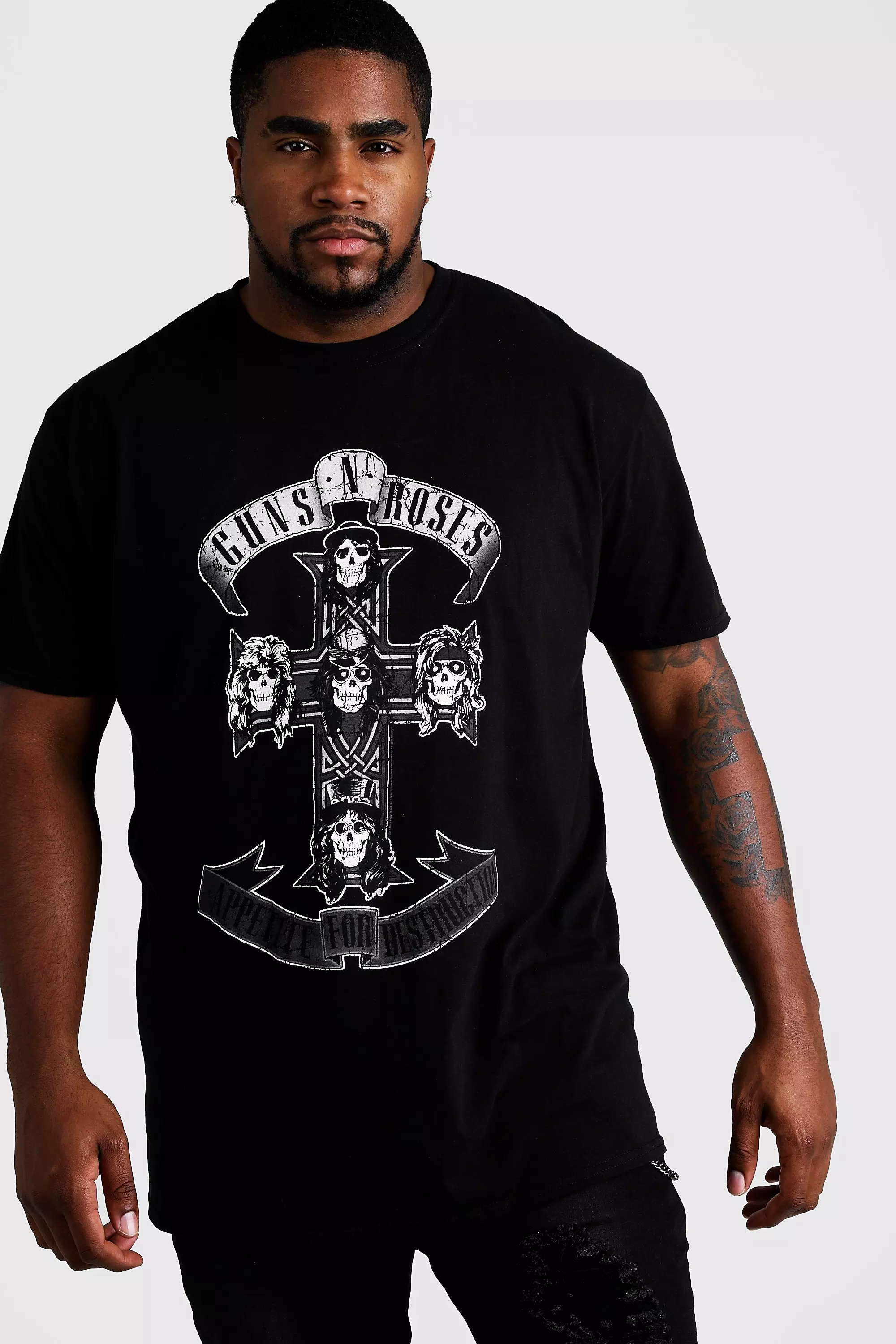 Plus Size Guns 'n' Roses Cross License T-Shirt | boohooMAN USA