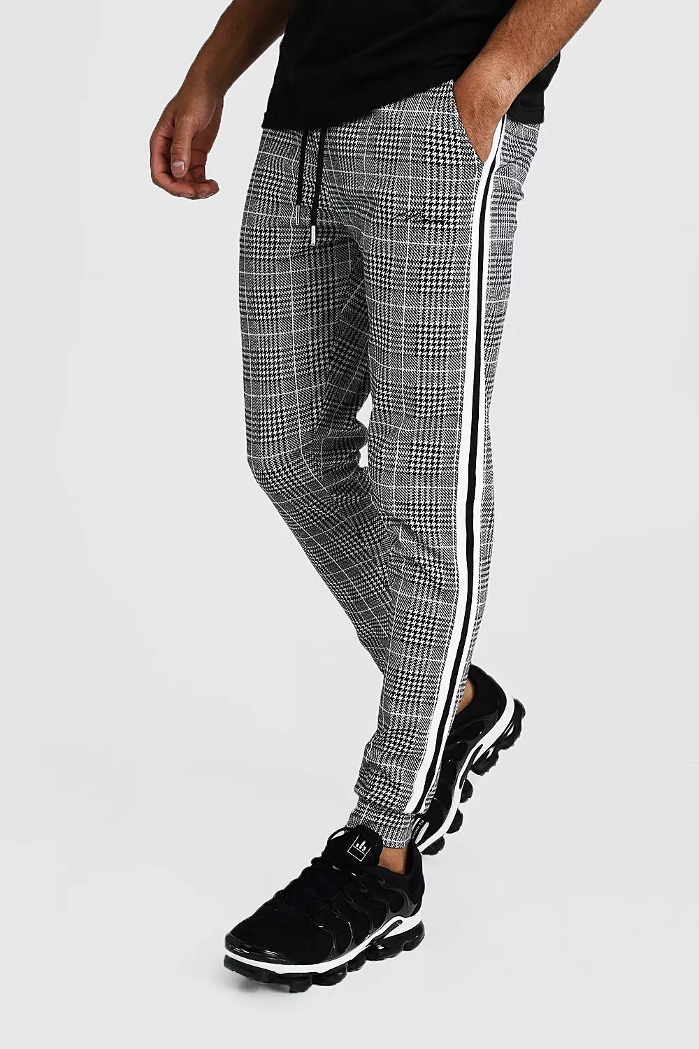 Boohooman checked joggers store