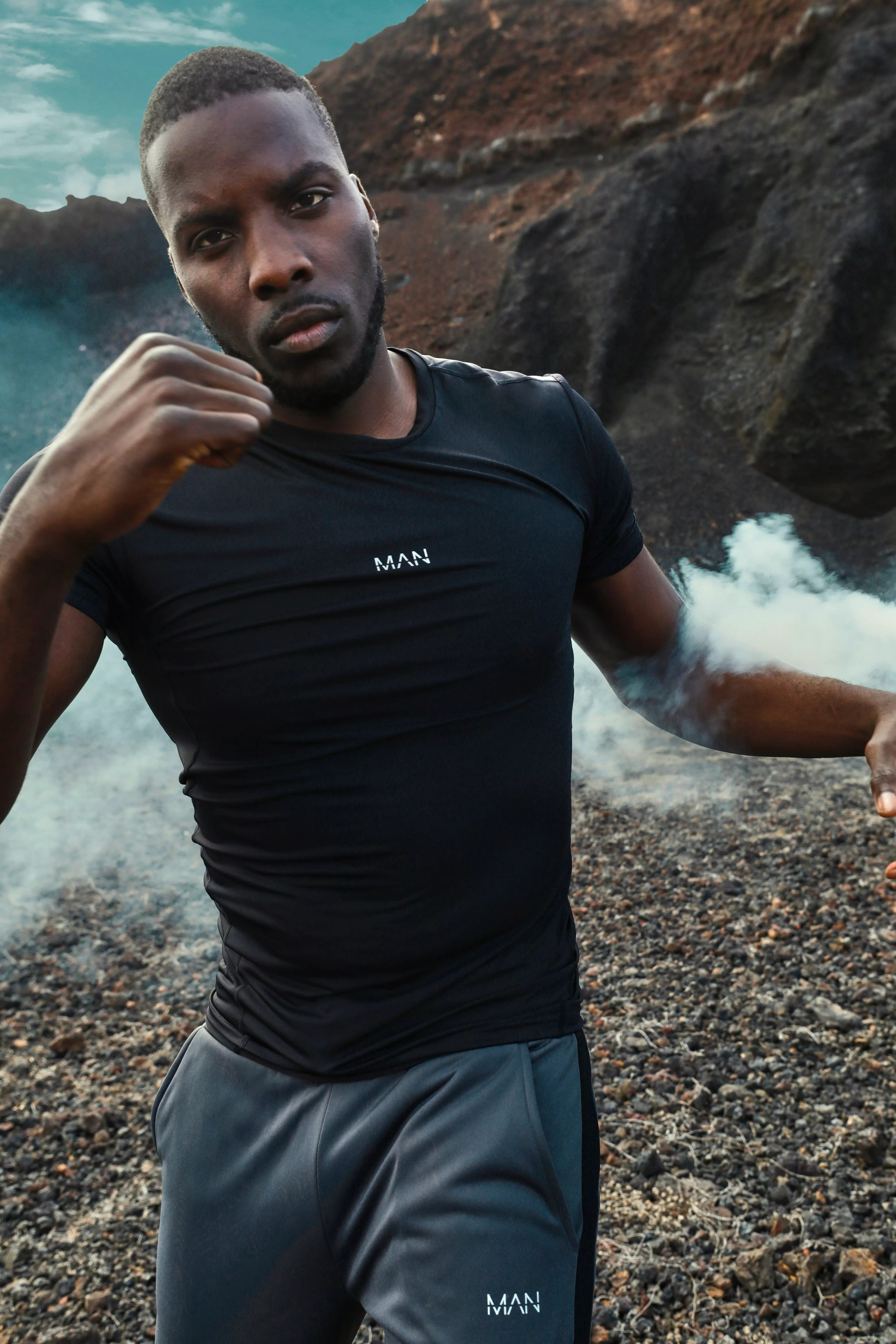 MAN Active Compression T-Shirt With Seam Detail alternative image