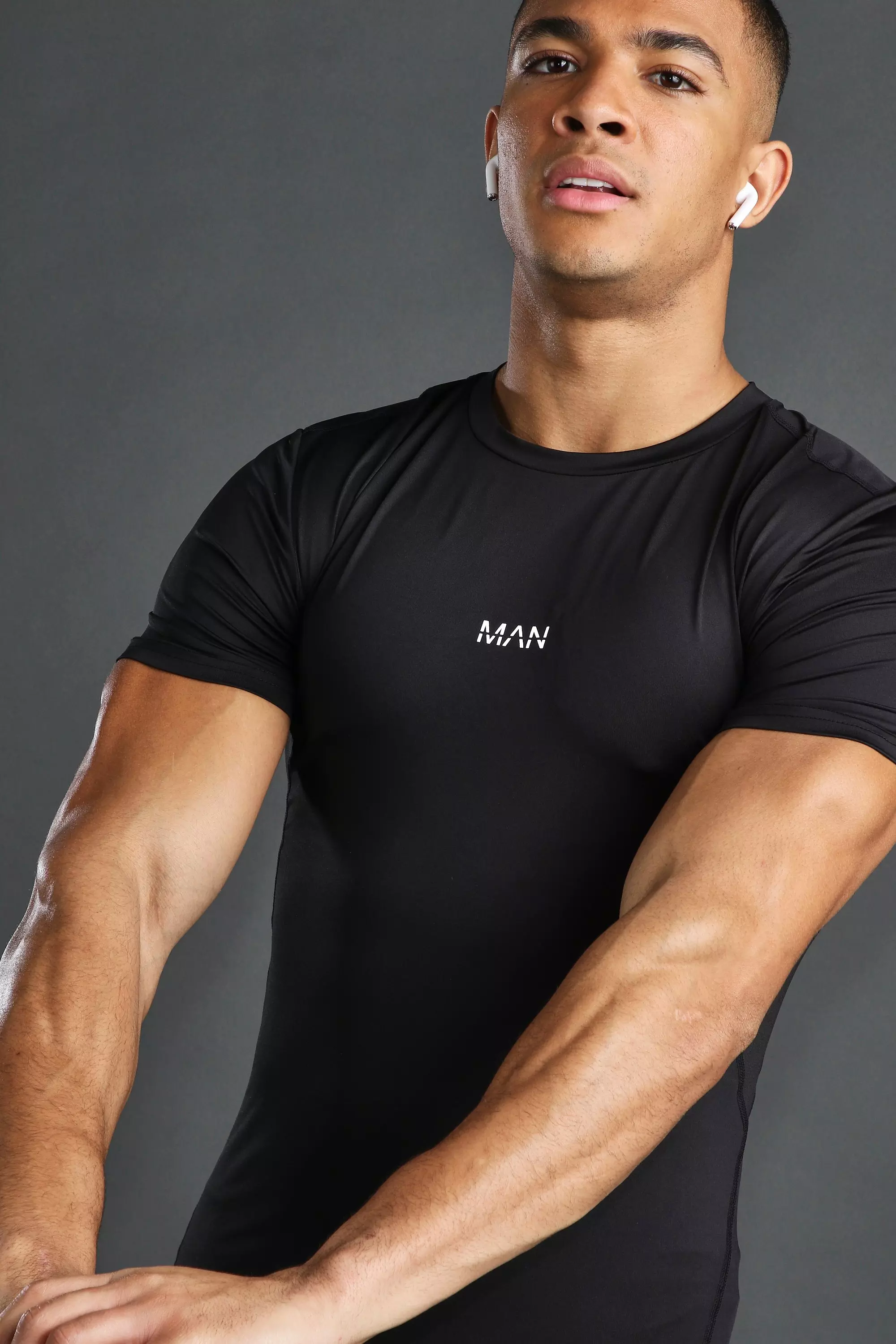 MAN Active Compression T-Shirt With Seam Detail alternative image