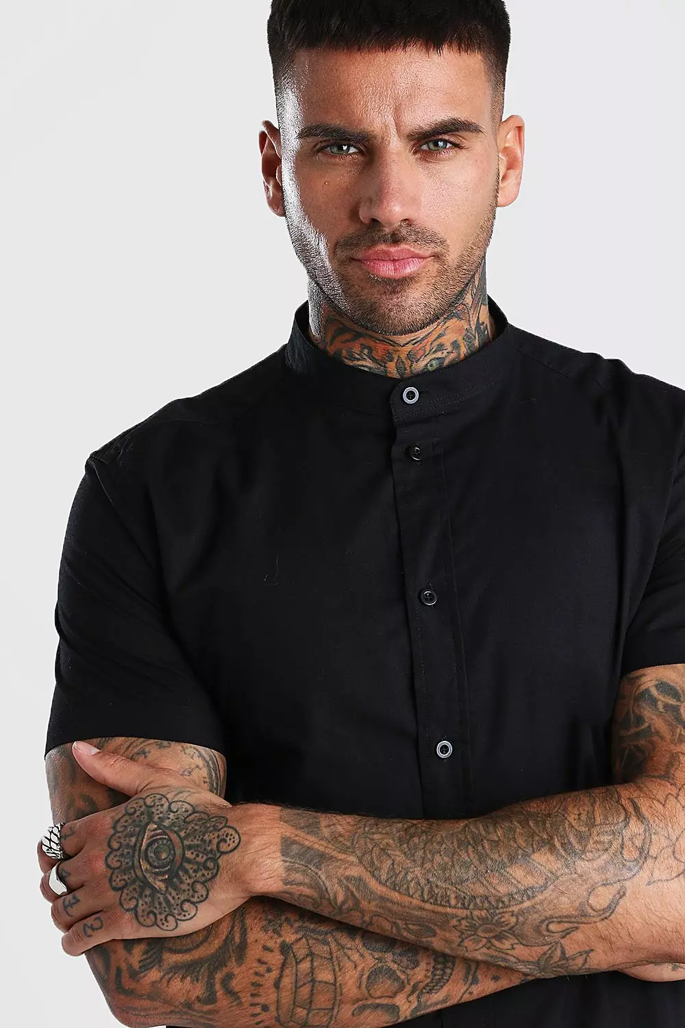 Short Sleeve Grandad Collar Cotton Poplin Shirt boohooMAN IE