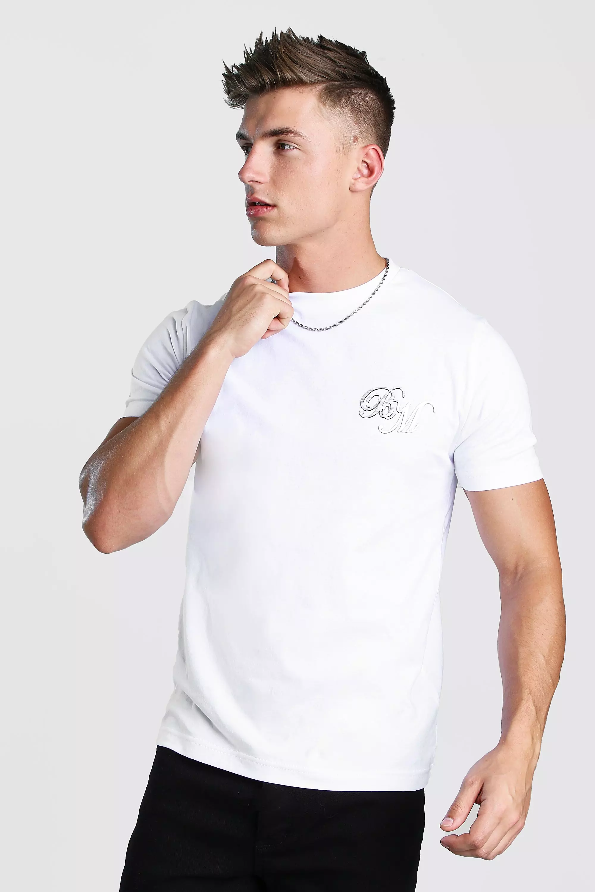 B&m sportswear shop