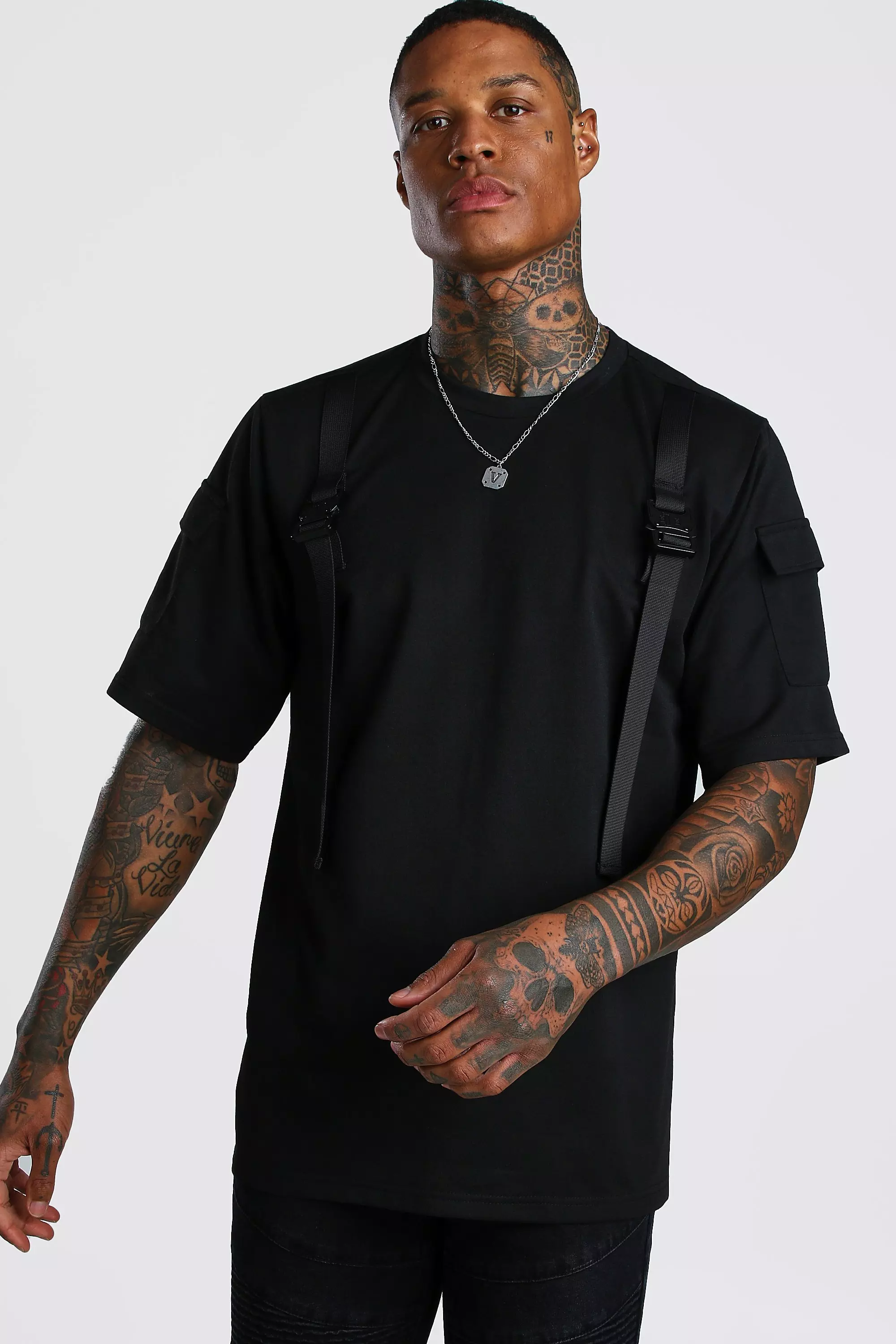 Loose Fit Utility T-Shirt With Buckle Detail alternative image
