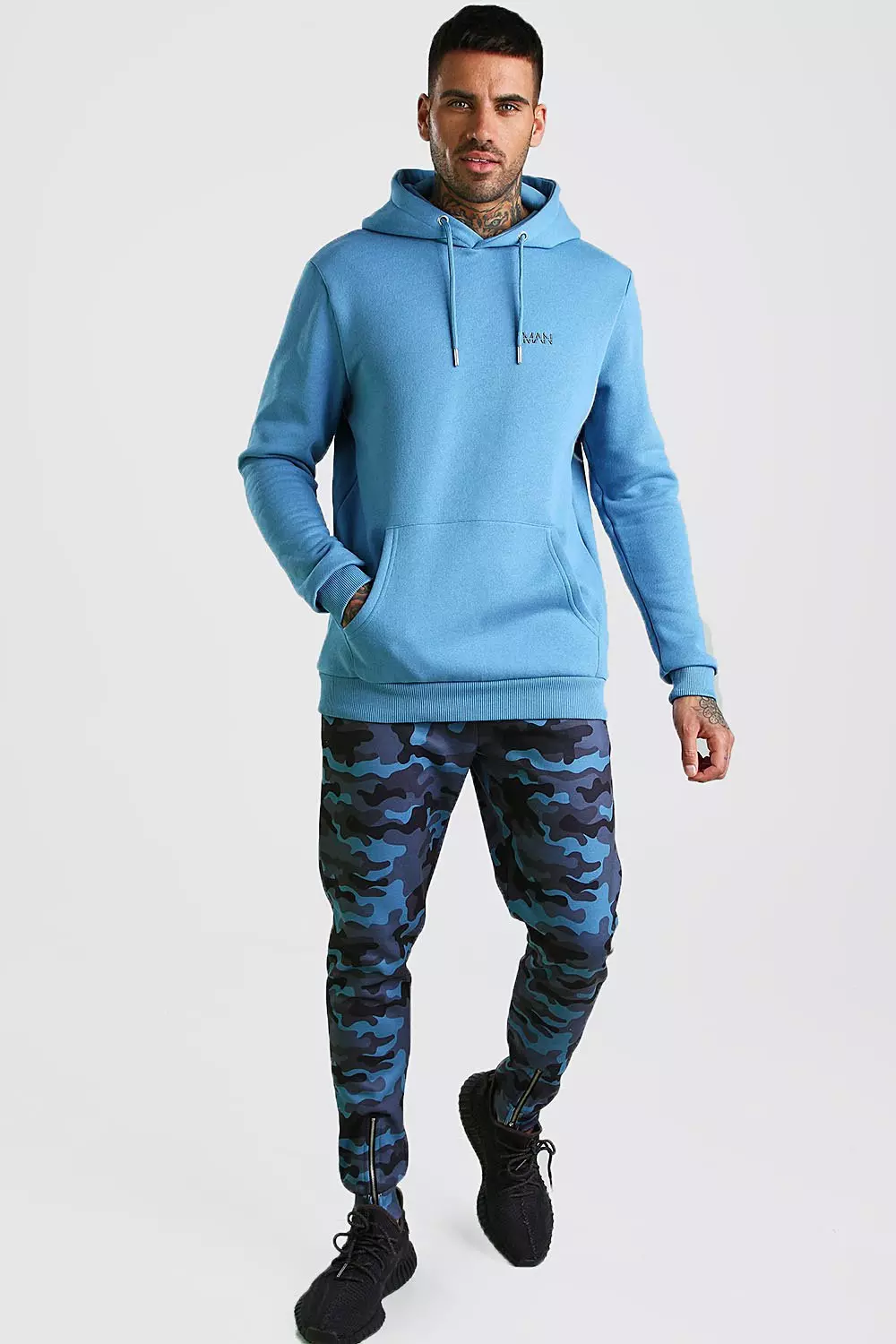 Contrast MAN Hoodie & Camo Jogger With Zip Cuffs alternatieve afbeelding