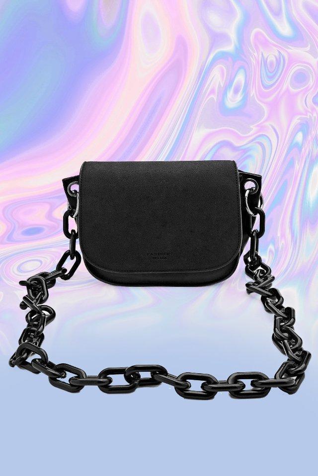 Chunky Chain Crossbody Bag