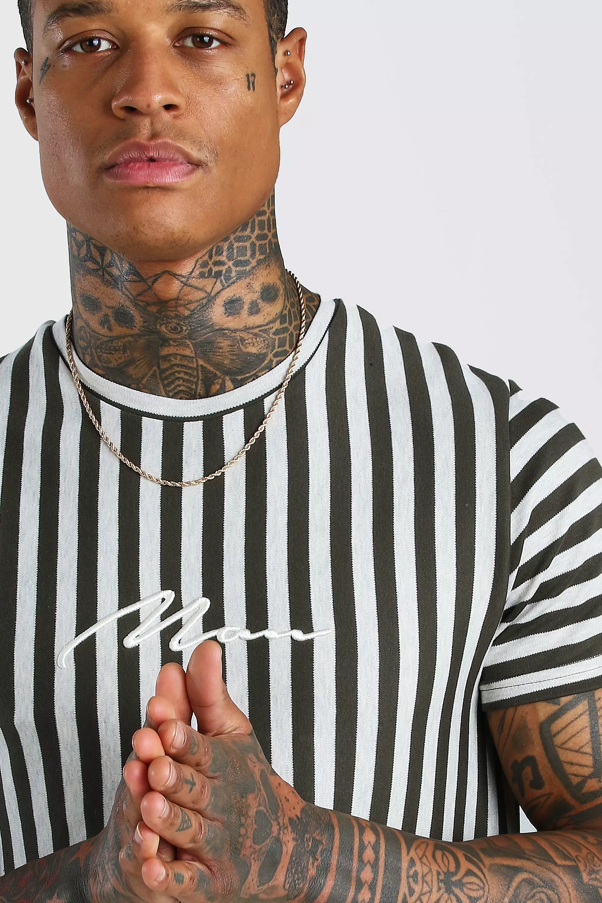 ★ ★ Men's Relaxed Fit Stripe Jacquard Pocket Sh RELAXED STRIPE-JACQUARD COTTON SHORT-SLEEVED SHIRT - WHITE | COS