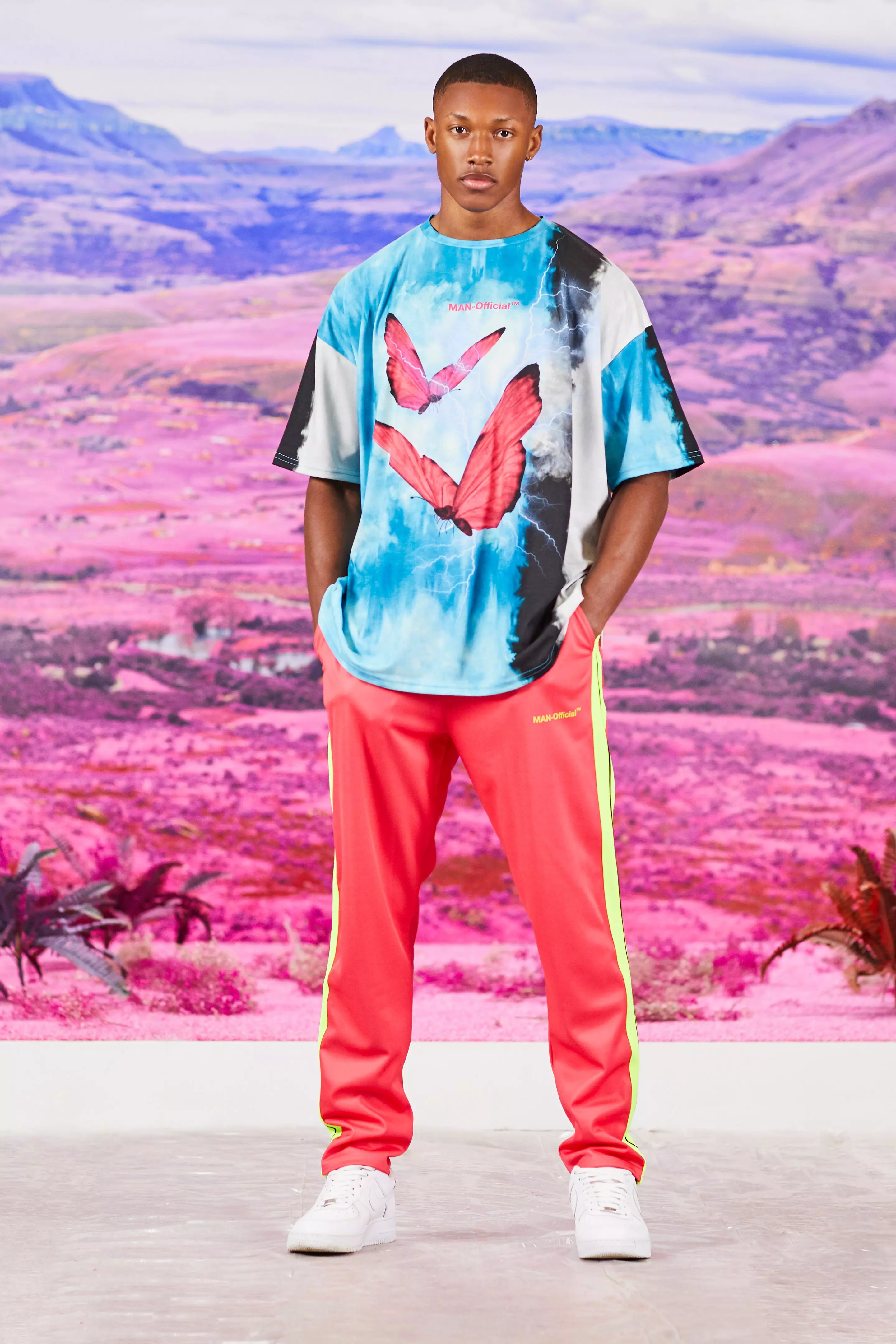 Tie Dye Butterfly T Shirt And Tricot Jogger Set boohooMAN UK