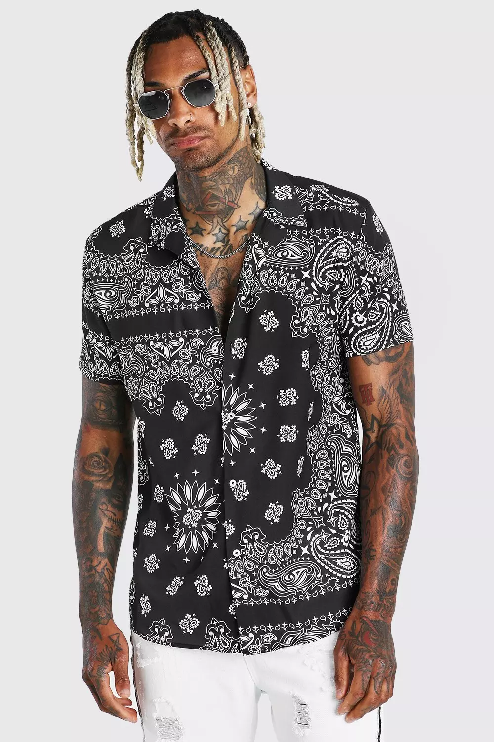 Black Short Sleeve Bandana Print Shirt alternative image
