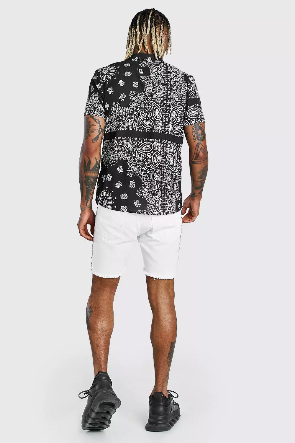 Black Short Sleeve Bandana Print Shirt alternative image