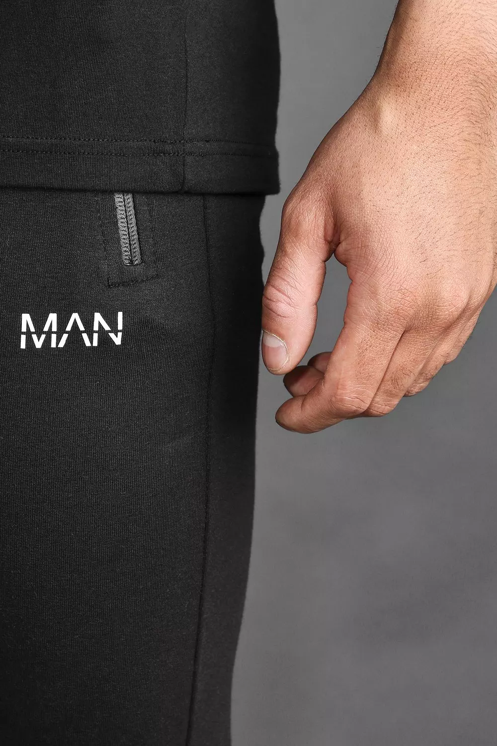 Multi Gym 2 Pack Skinny Joggers With Zip Pockets alternative image