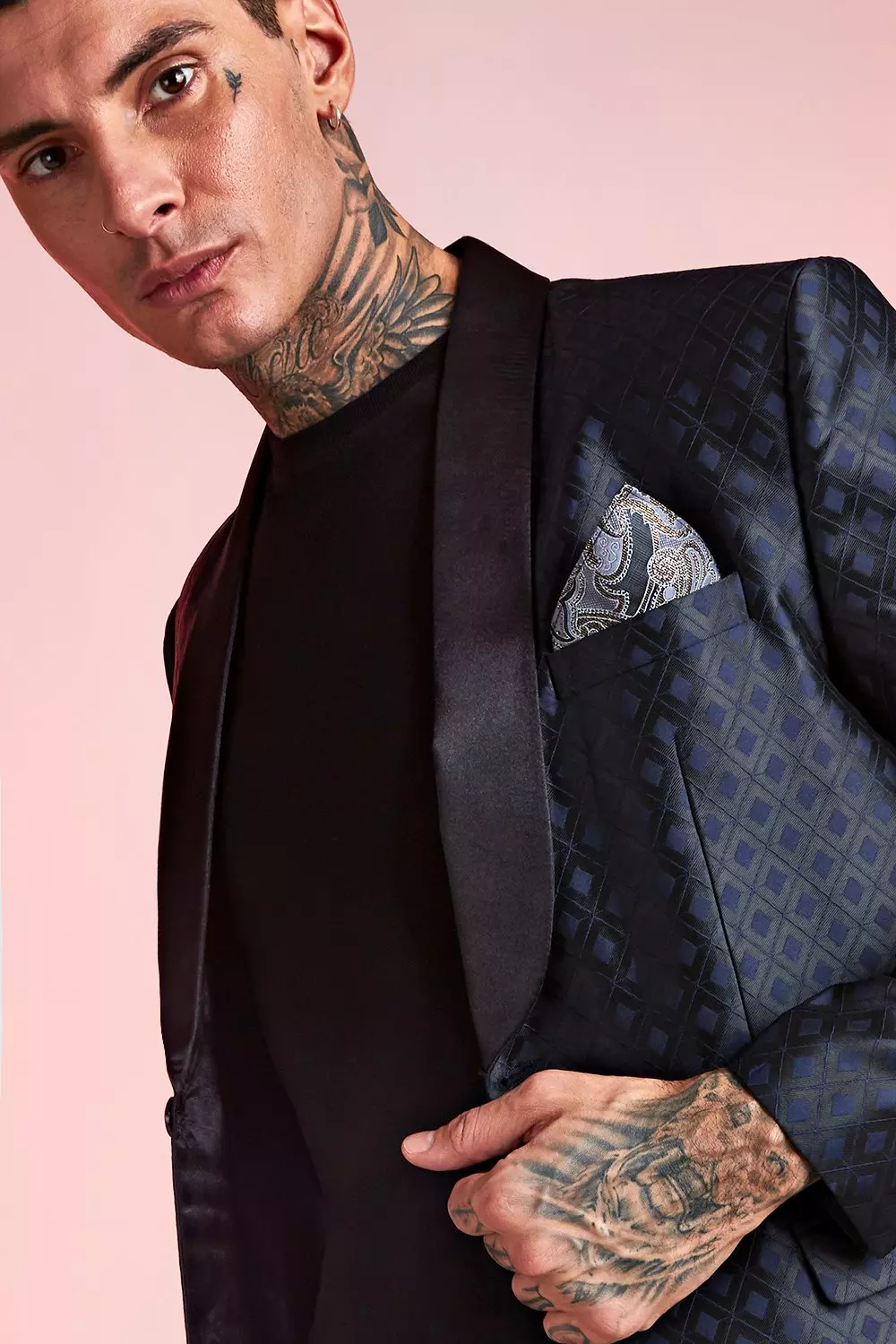 Jacquard Satin Lapel Smoking Jacket boohooMAN IE