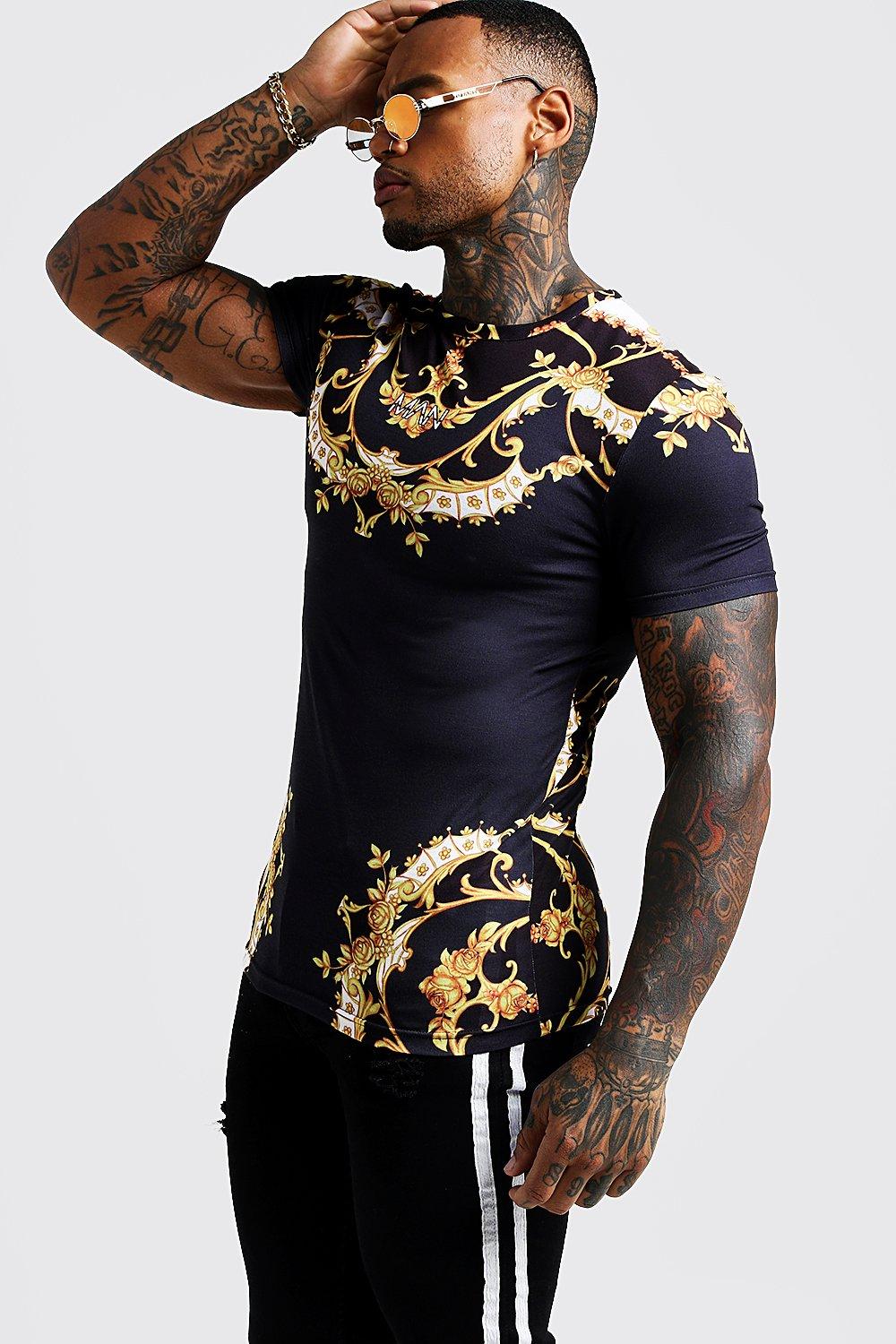 MAN Muscle Fit Baroque Printed T-Shirt 