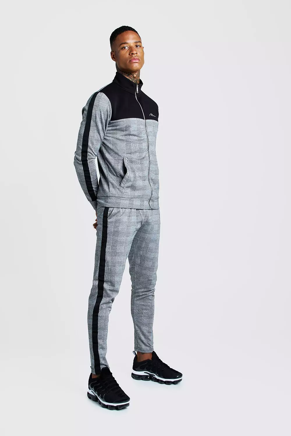 Smart tracksuit online