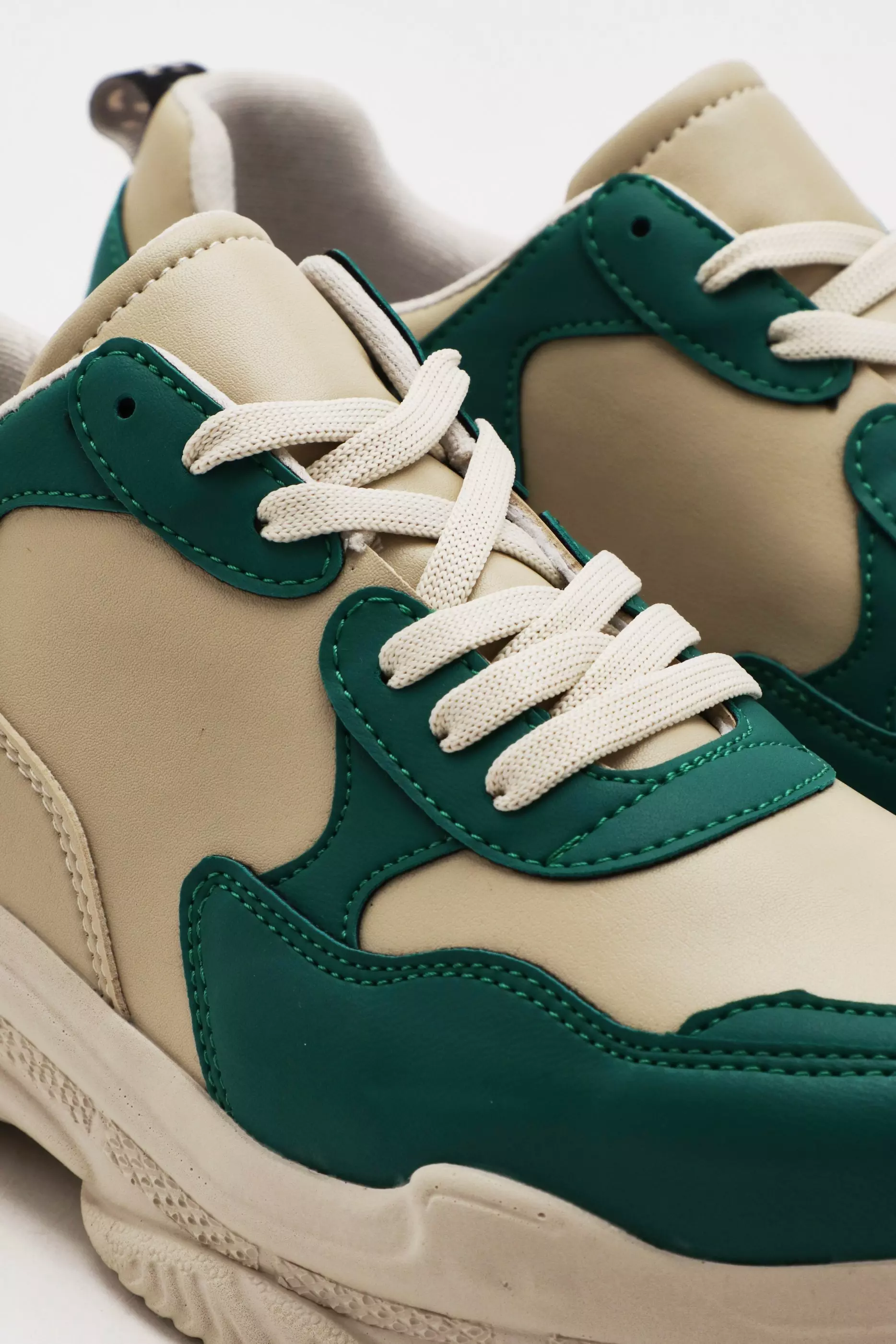 Colour block chunky trainers deals
