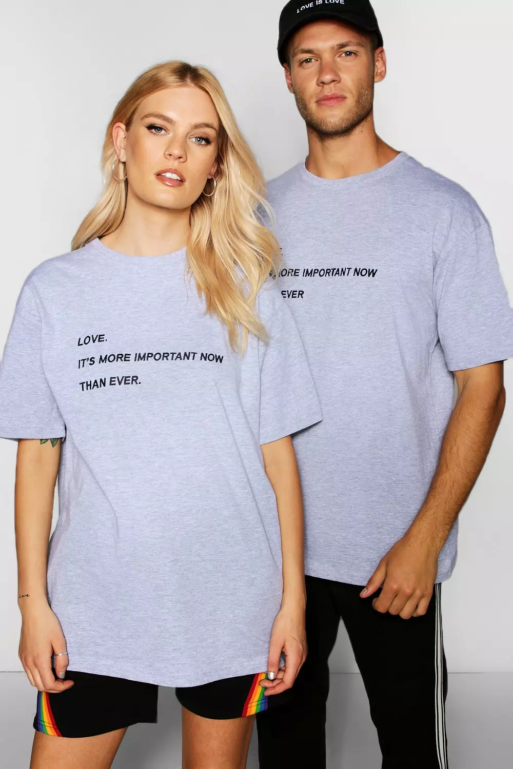 Pride ""Love is Important"" Loose Fit T Shirt autre image