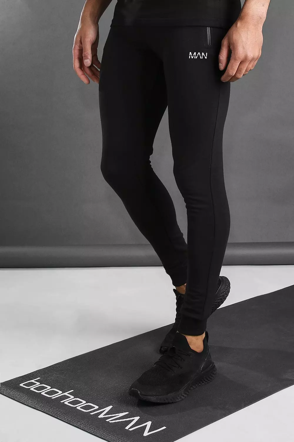 Black Skinny Fit Gym Joggers With Zip Pockets alternative image