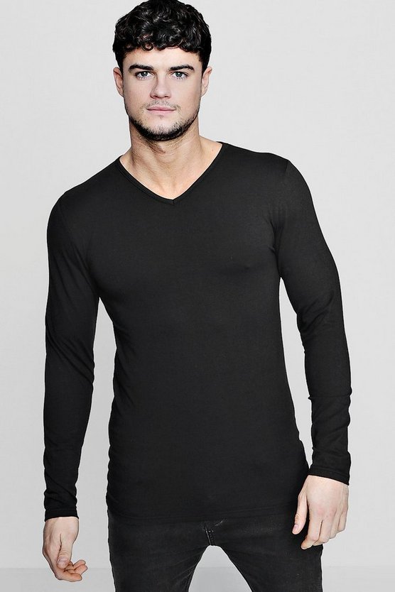 Long Sleeve V-Neck T-Shirt in Muscle Fit - boohooMAN