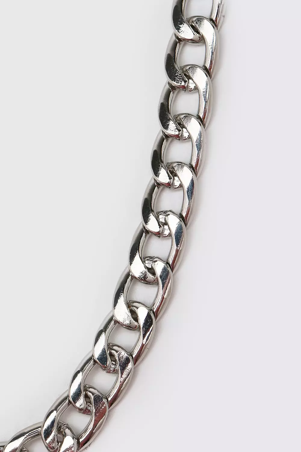Silver Short Length Plain Chain Necklace alternative image