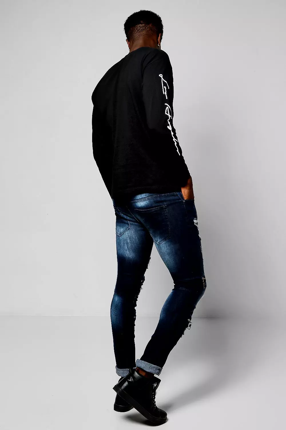Black Long Sleeve Los Angeles T-Shirt alternative image