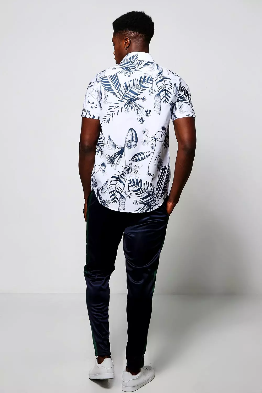 White Jungle Floral Print Short Sleeve Shirt alternative image