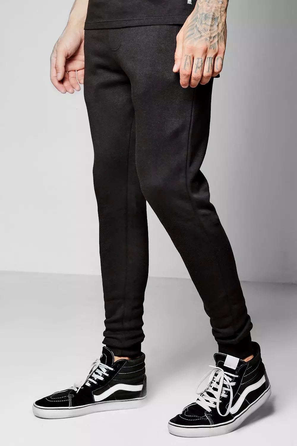 Skinny Fit Joggers With Zip Pockets boohooMAN